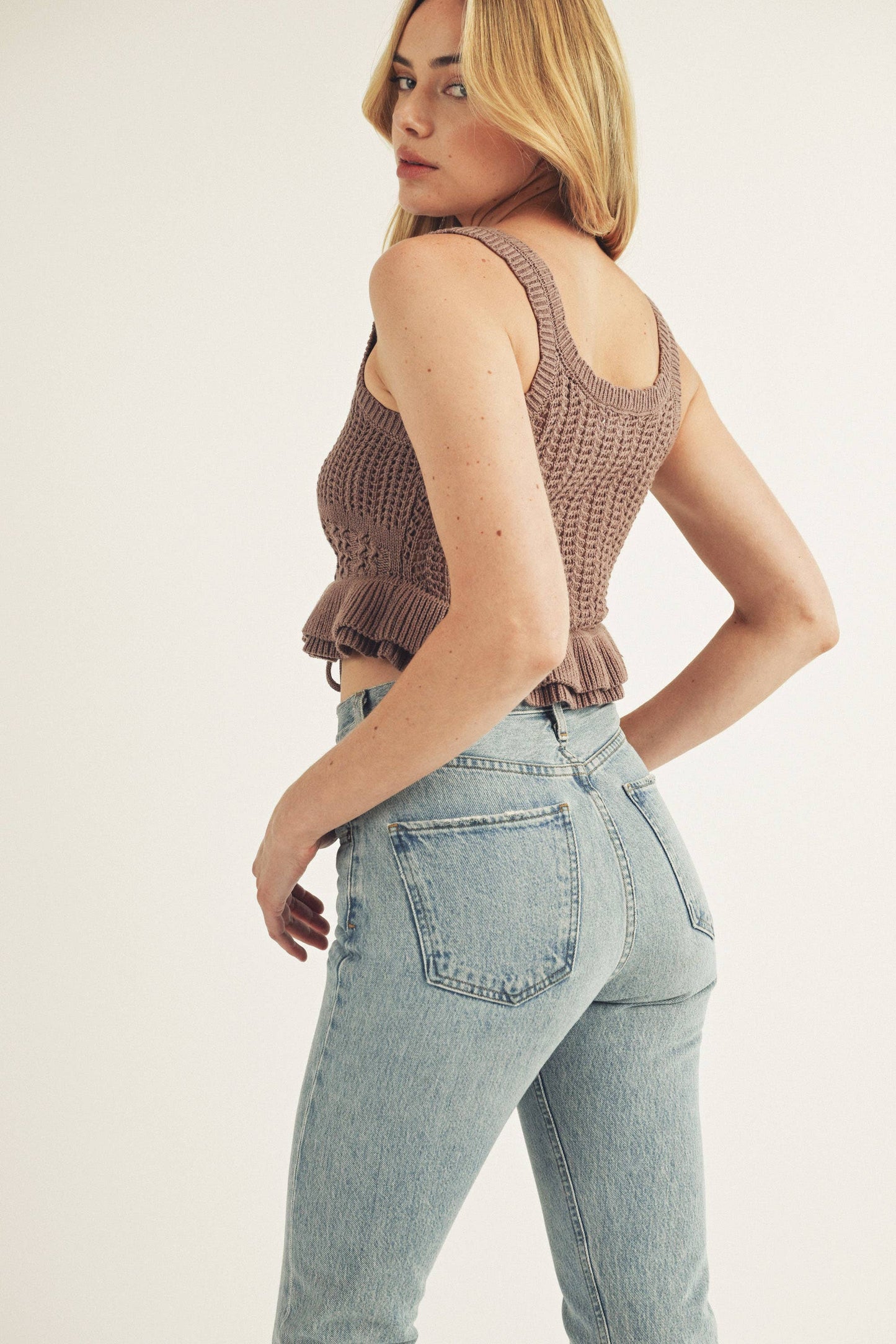 LT2573- MONOCHROMATIC CROCHET PEPLUM TOP: brown