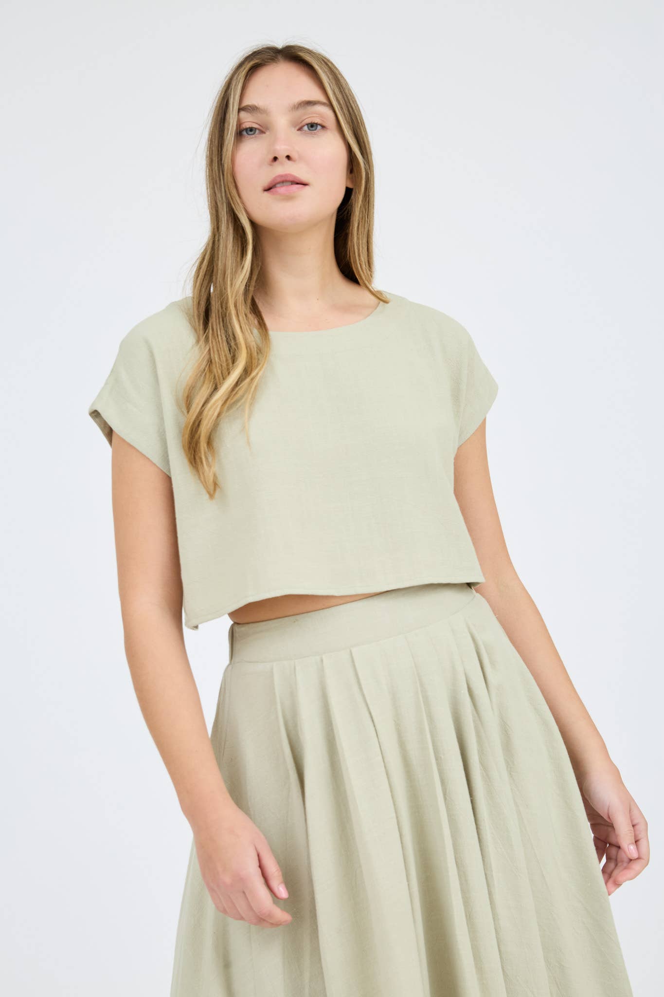 B5SX1033-T BOXY LINEN BLOUSE: LIGHT TAN