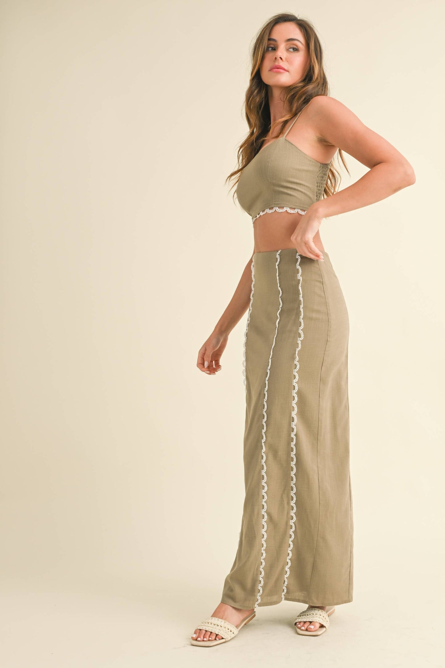 IST5584 skirt onlyyy mocha