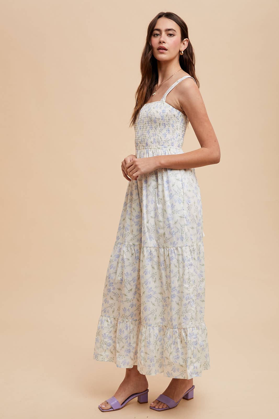 SMOCKED COTTON FLORAL MAXI DRESS: FRENCH BLUE / ILD6312-A