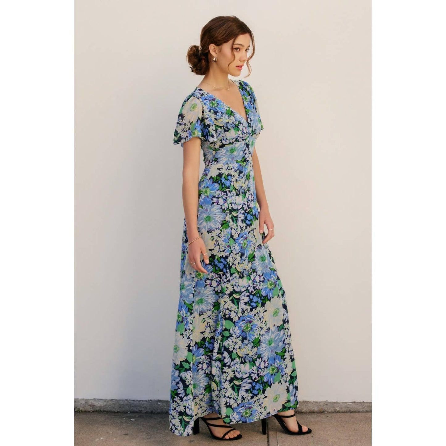 Flower Medley V Neck Flutter Sleeve Maxi Dress: NAVY PEONY / FD12607-P1933_1