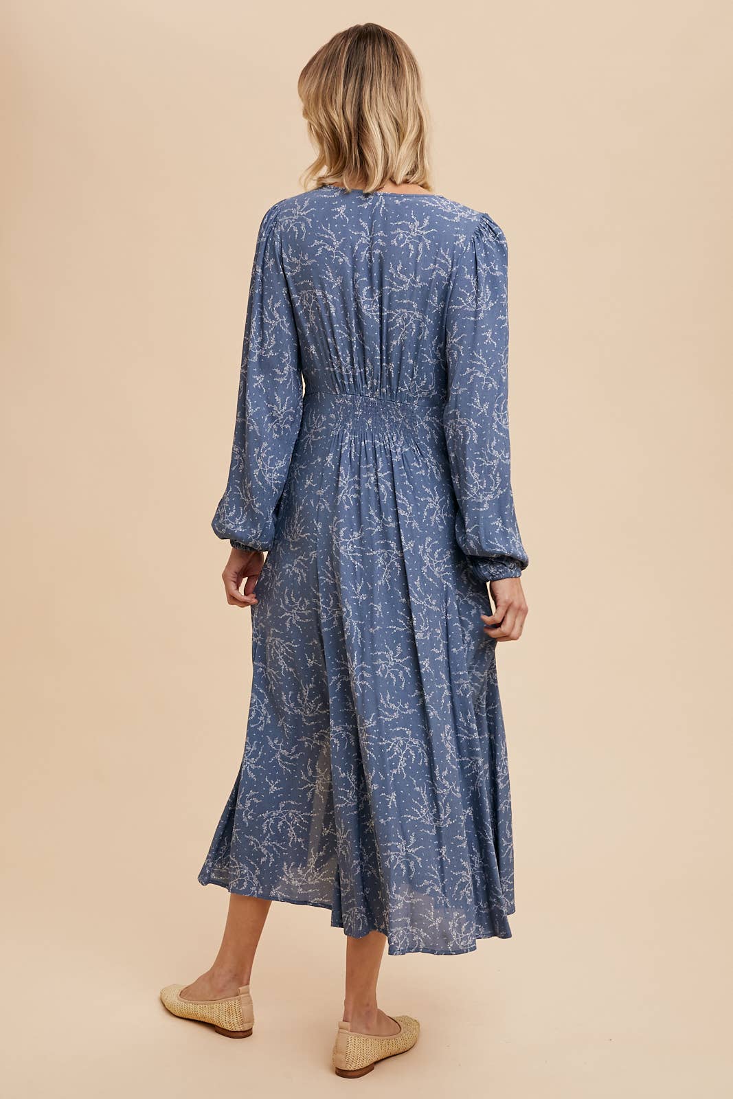 (Copy) VISCOSE FLORAL BUTTON DRESS: BLACK FLORAL / ILD5115-B
