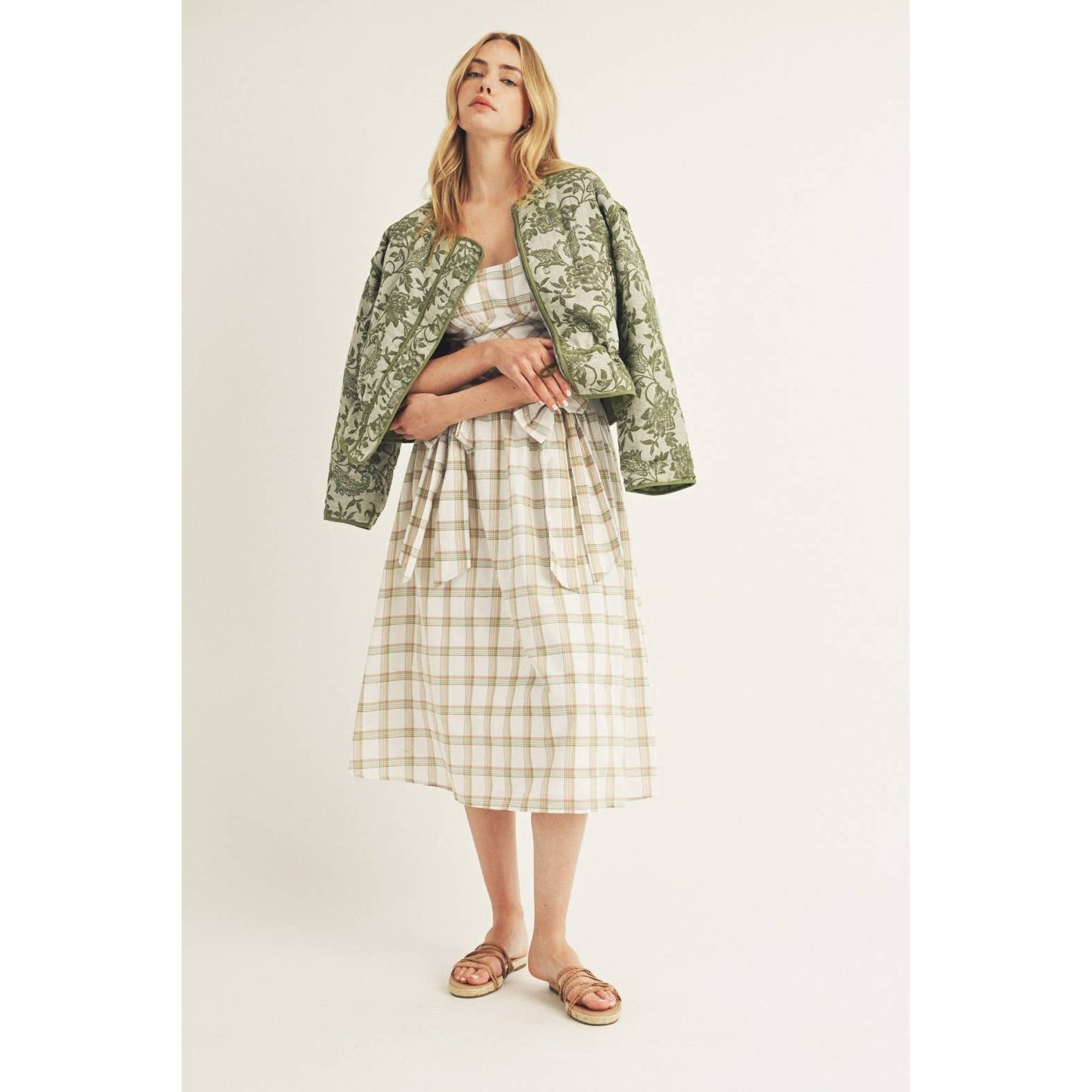 JT5545-1- FLORAL PRINT PADDED JACKET : OLIVE