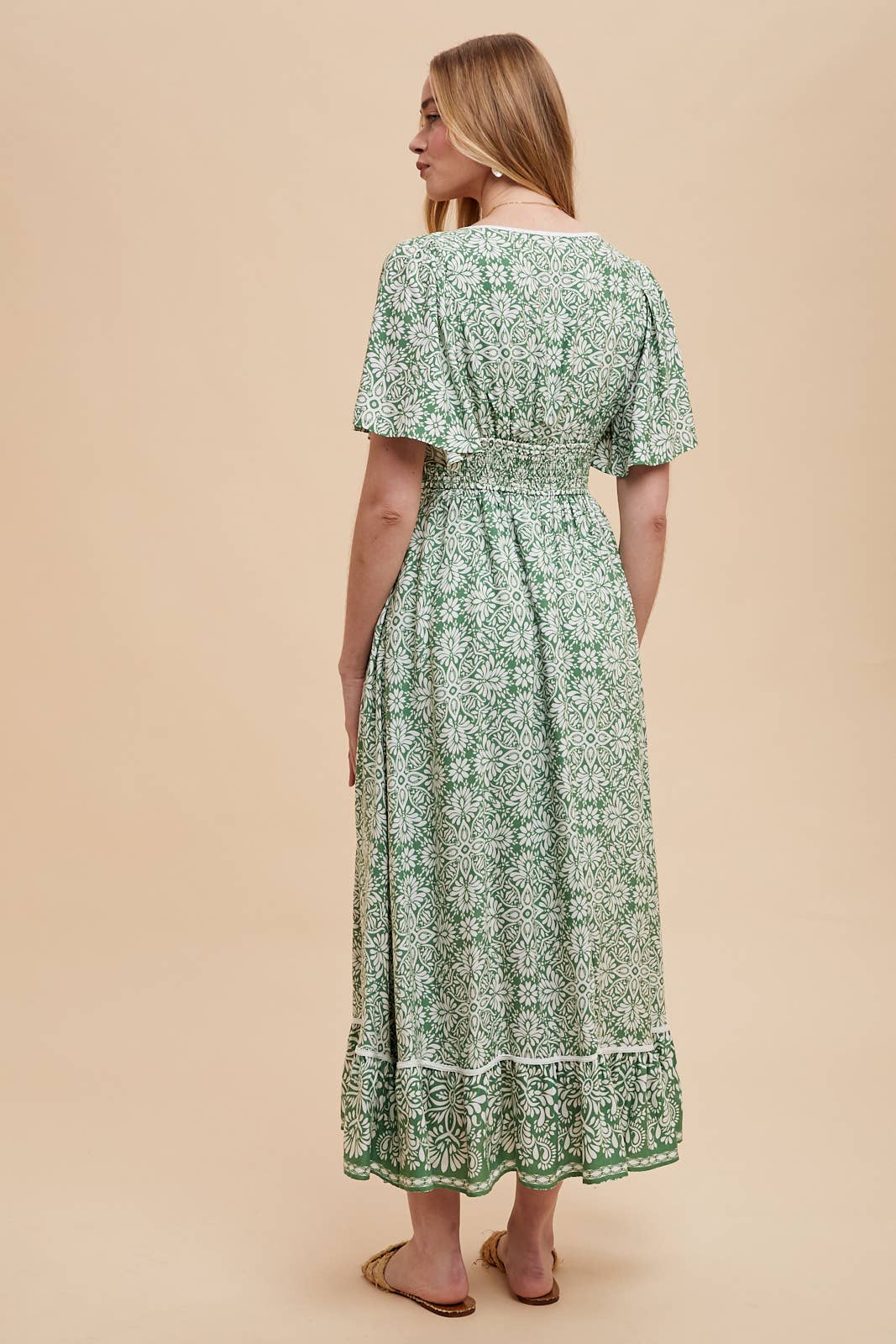 FLORAL FLUTTER SLEEVE BORDER DRESS: INDIGO / ILD6261