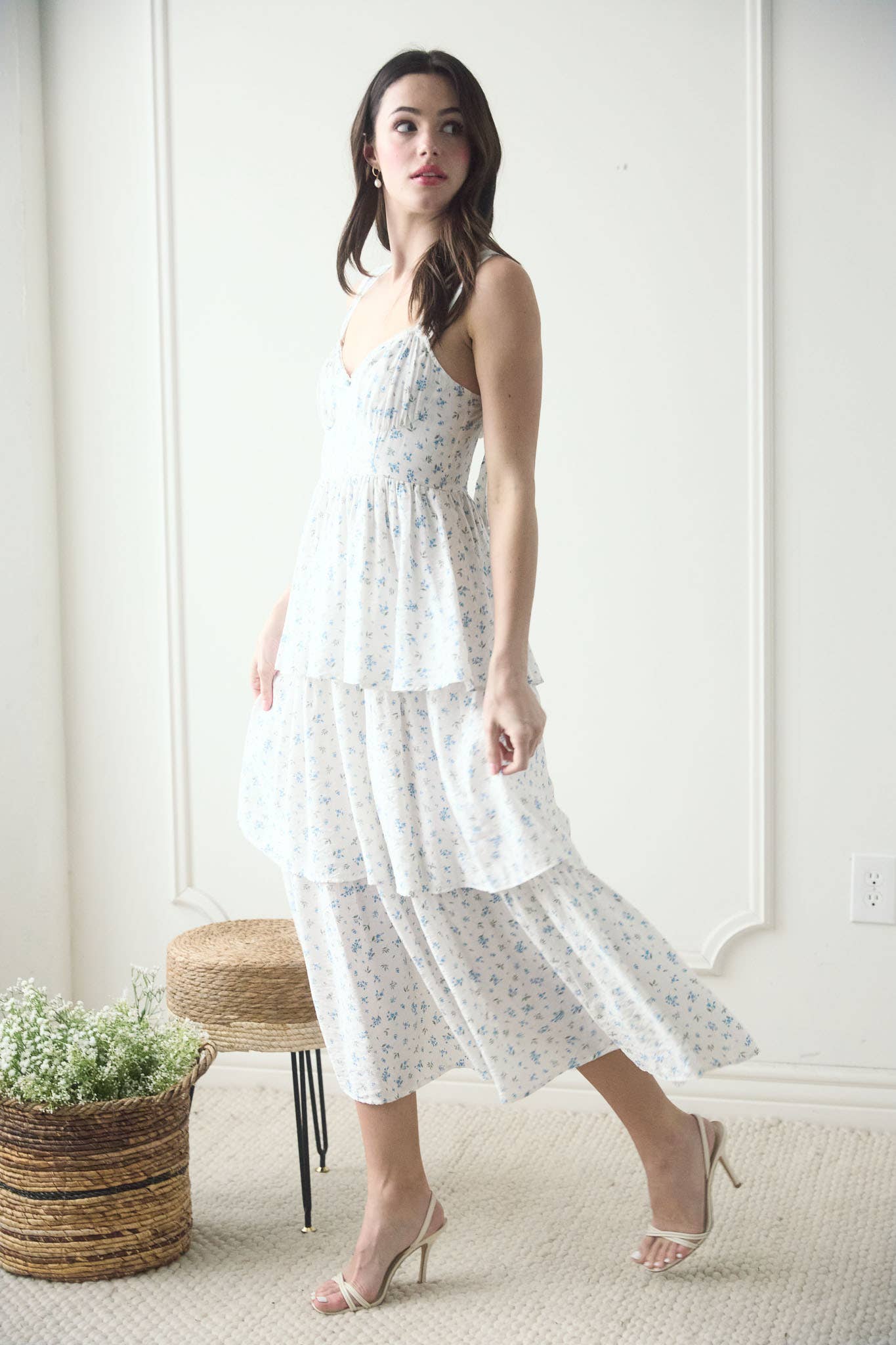 FLORAL SLEEVELESS CORSET RUFFLE TIERED MIDI DRESS: BLUE TB8824