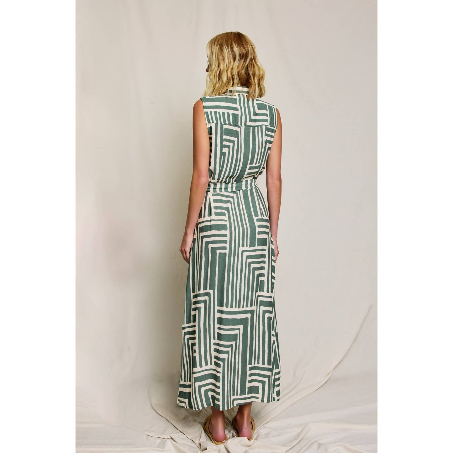 Runaway Sleeveless Shirt Dress: BLACK/CREAM / FD12430-P2063_2