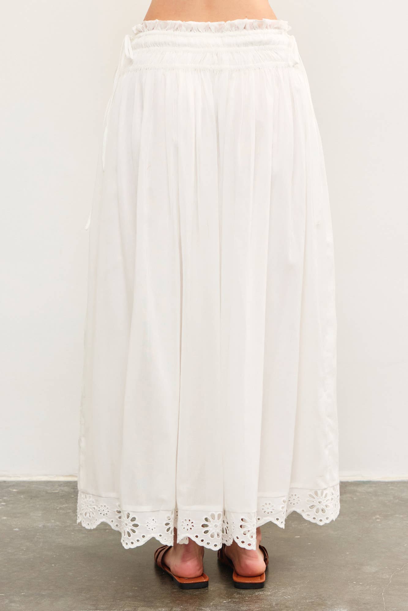 EYELET LACE HEM SIDE TIE SKIRT: PERIWINKLE / S24672