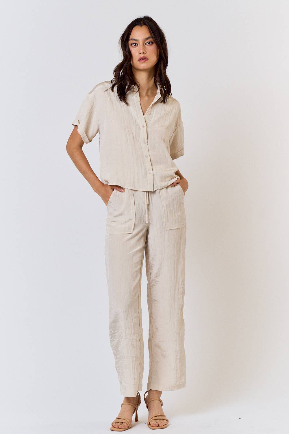 ILT3645 ROLL UP SLEEVE BUTTON UP SHIRTS: CREAM