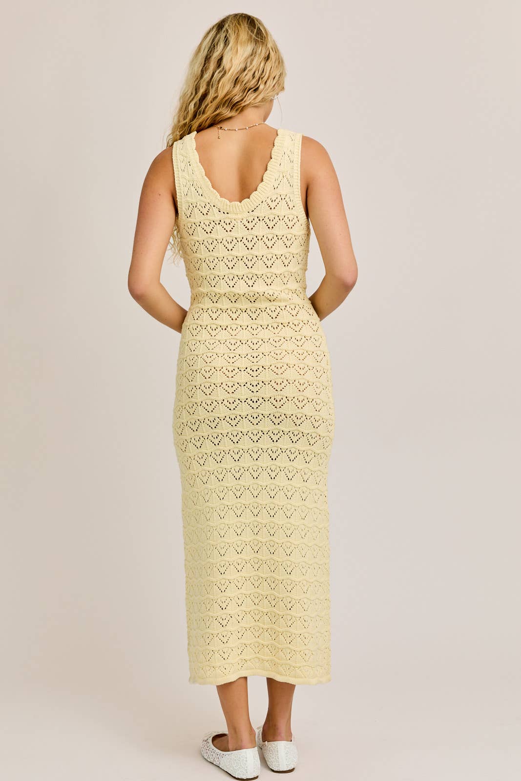SCOOPED NECKLINE WITH RIBBON BOW DETAIL ON THE FRONT: LT YELLOW / PWD6014