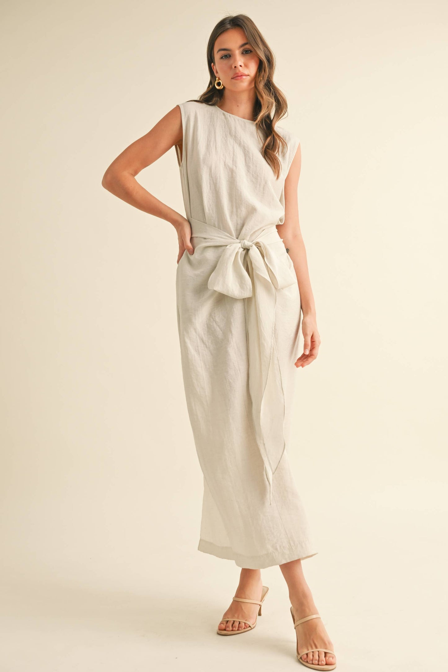 ID8855 MIDI DRESS WITH TIED FRONT DETAIL: NATURAL