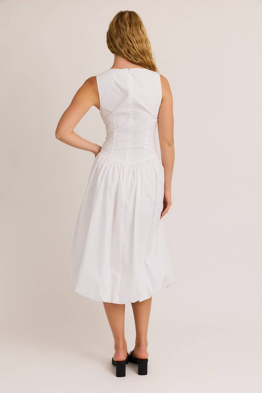 SQUARE NECK BUBBLE HEM MIDI DRESS : White / SD2742