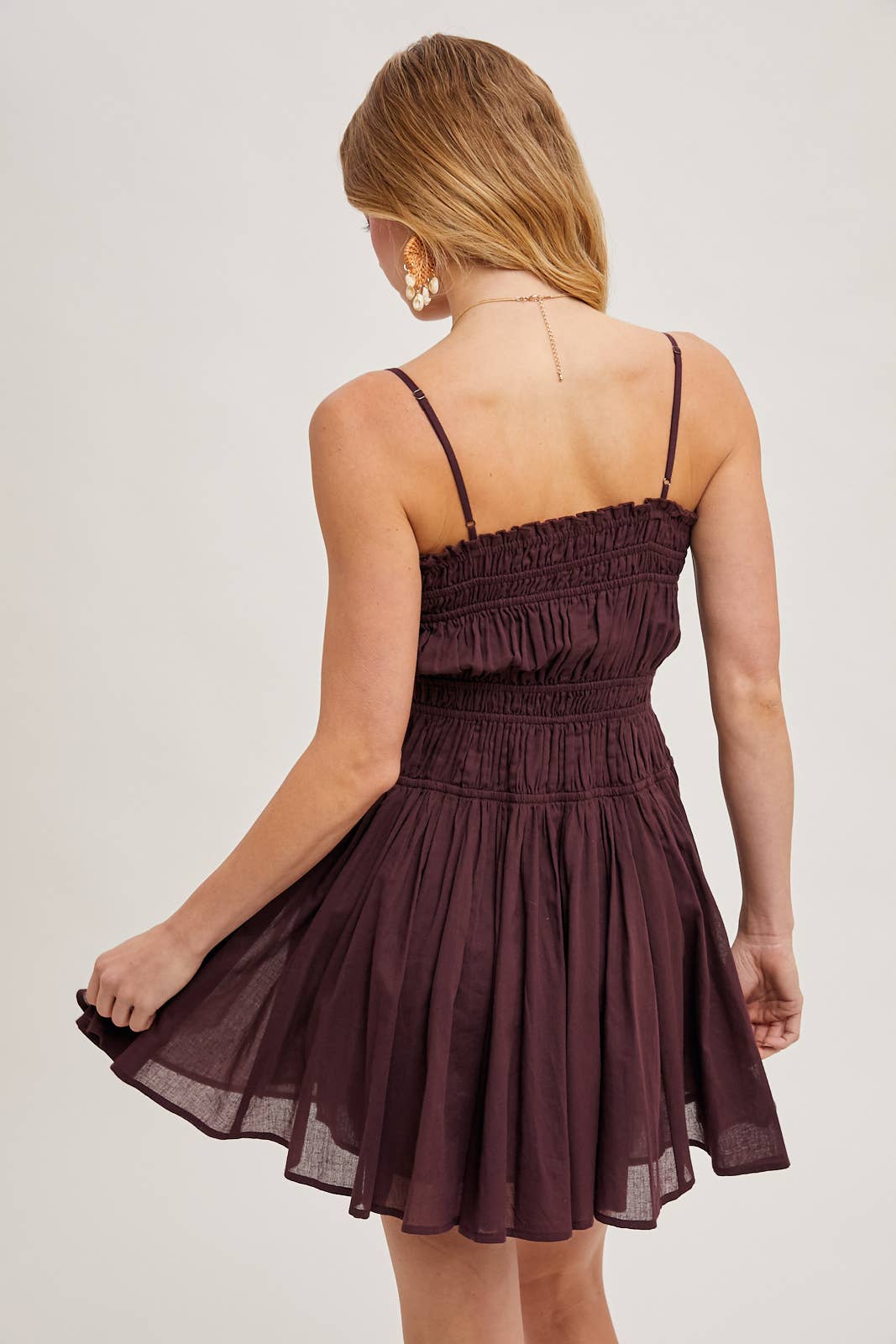SMOCKED BUTTON DOWN SLEEVELESS MINI SLIP DRESS: PLUM / D02287