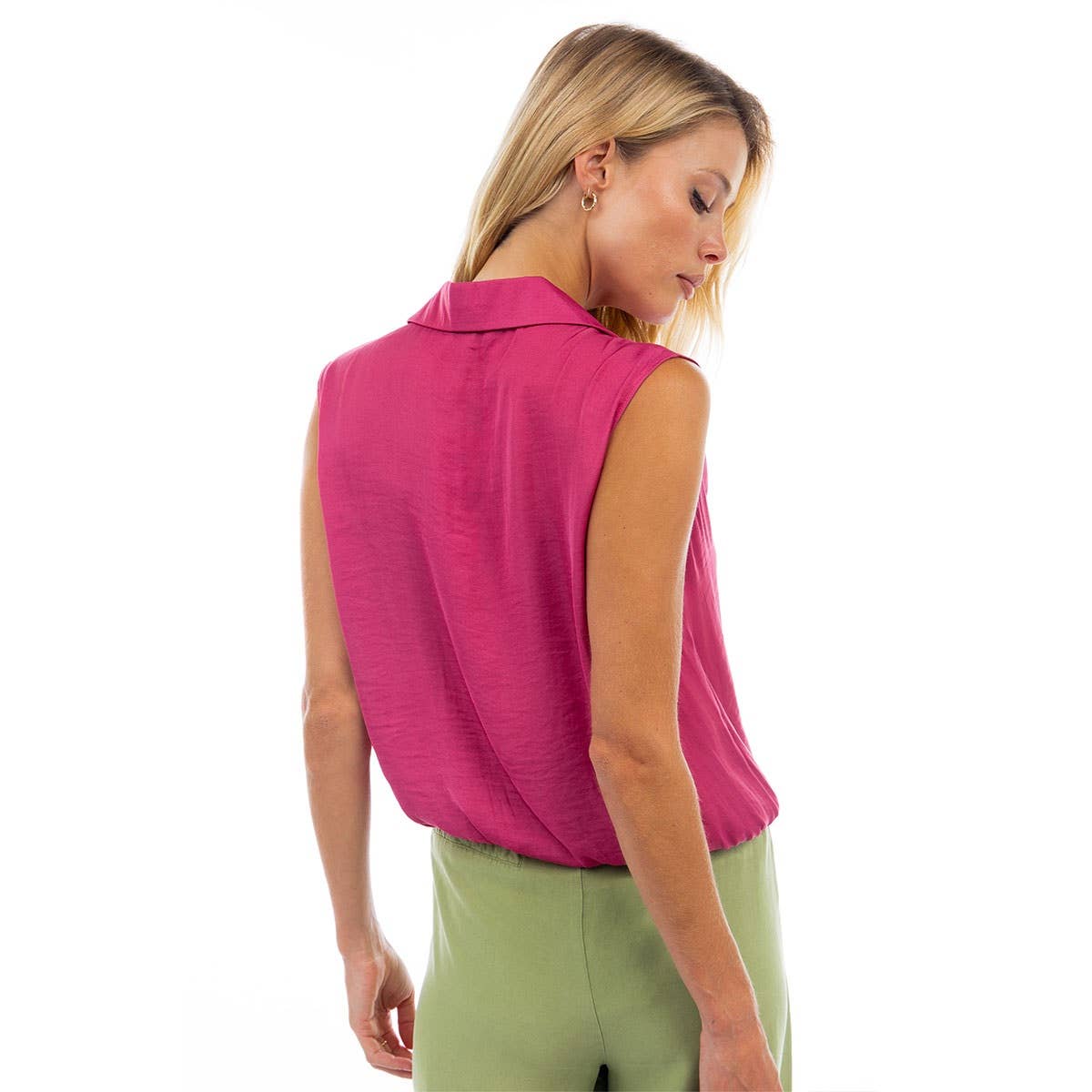 Knotted Sleeveless Collared Top: Papyrus / ET119375A-F