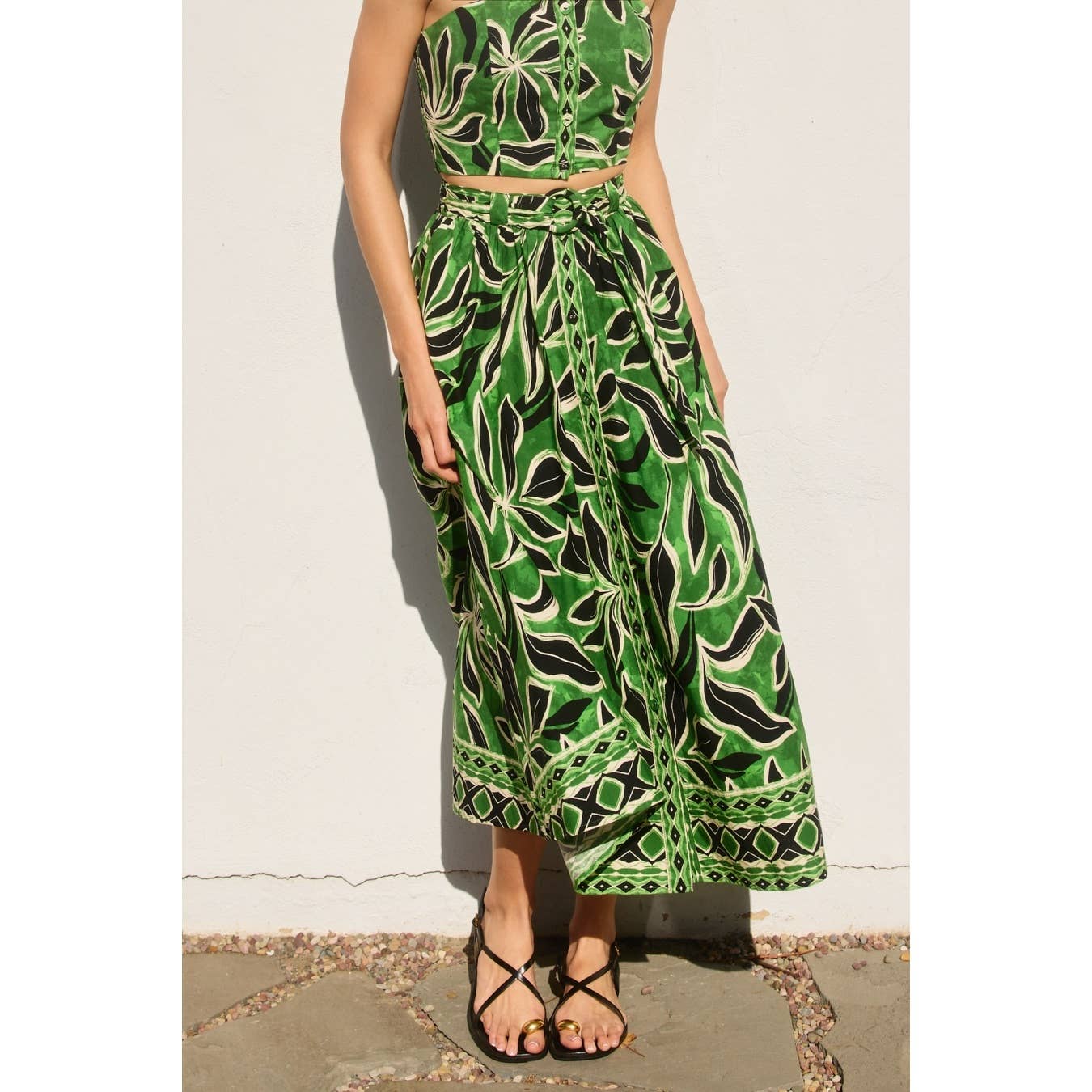 Elegant Perception Buckled Belt Button Down Skirt: BANANA PALM / FS12751-P1875