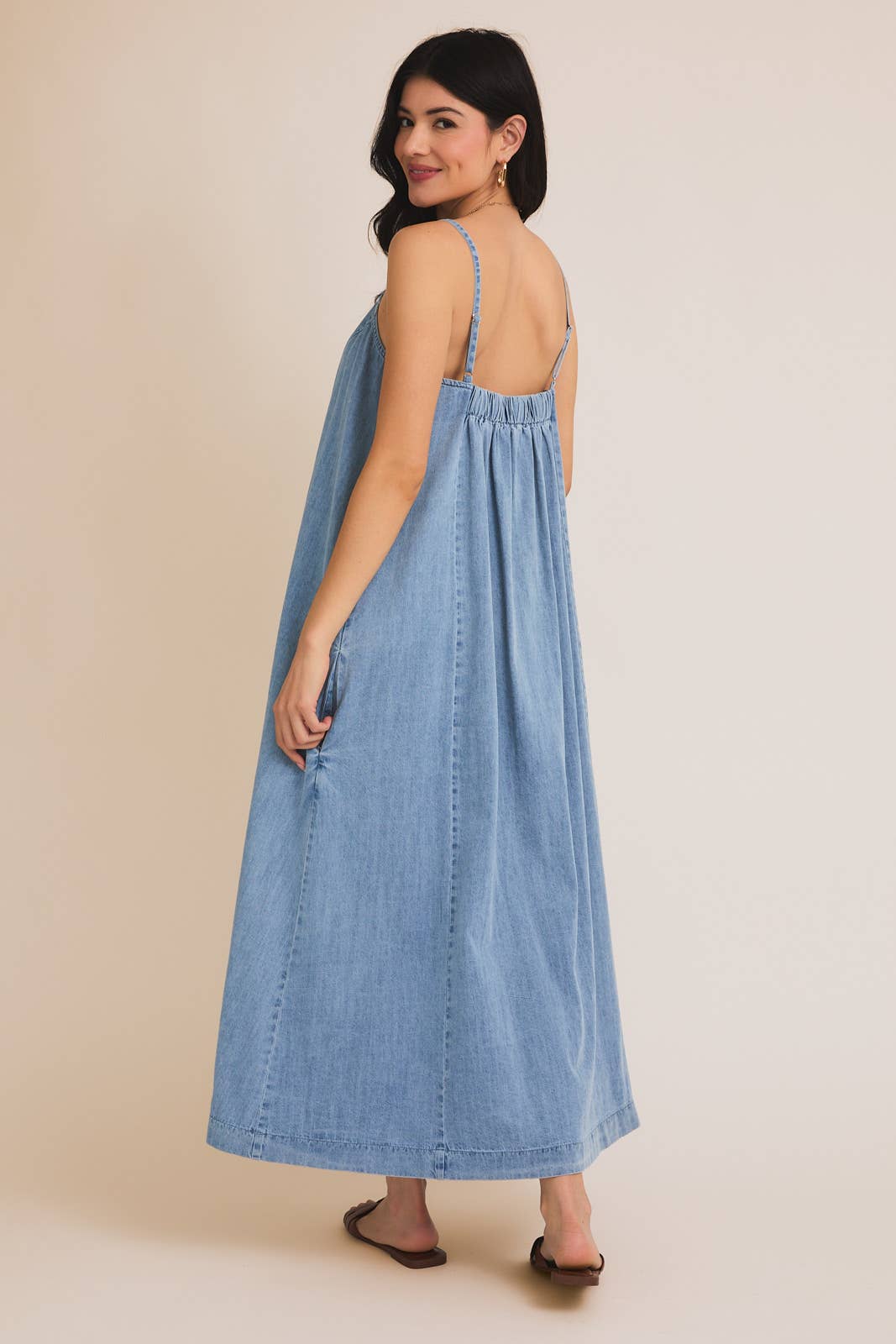 SLEEVELESS A-LINE LIGHT WEIGHT DENIM MAXI DRESS: DENIM / MD10352