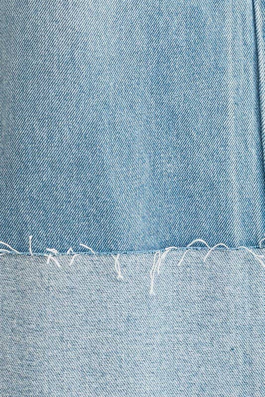 High Waisted Wide Leg Cuffed Jeans: Lt Denim / IP3143