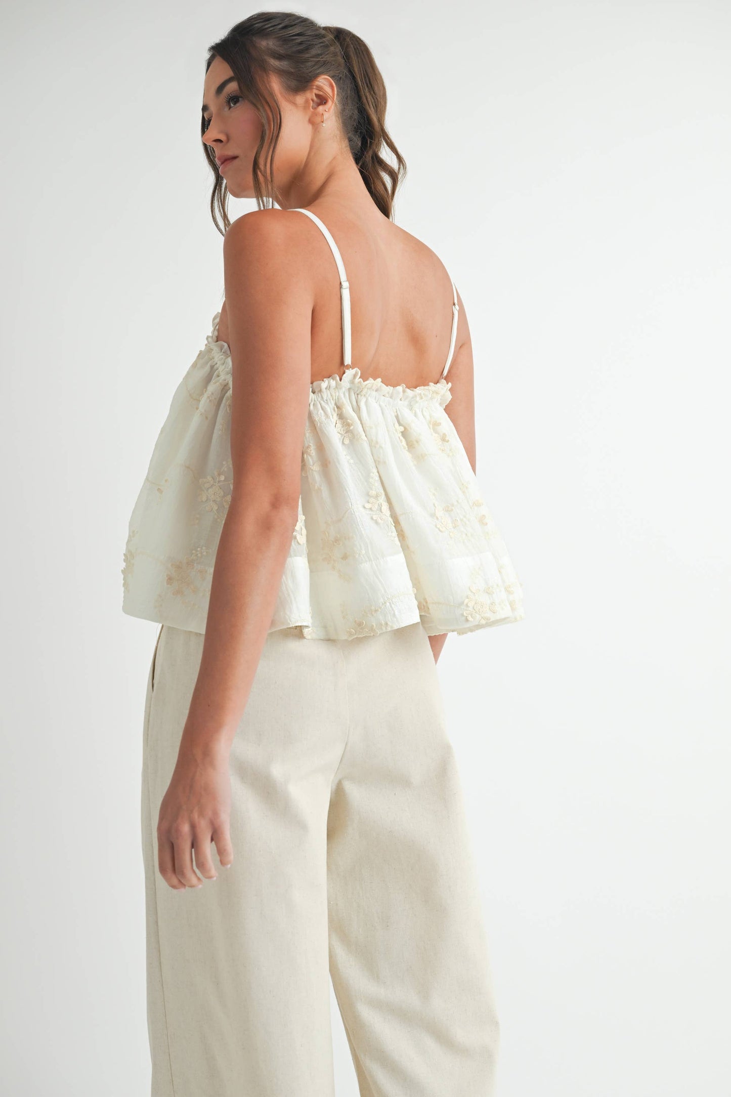 Embroidery Top: IVORY / LT1822