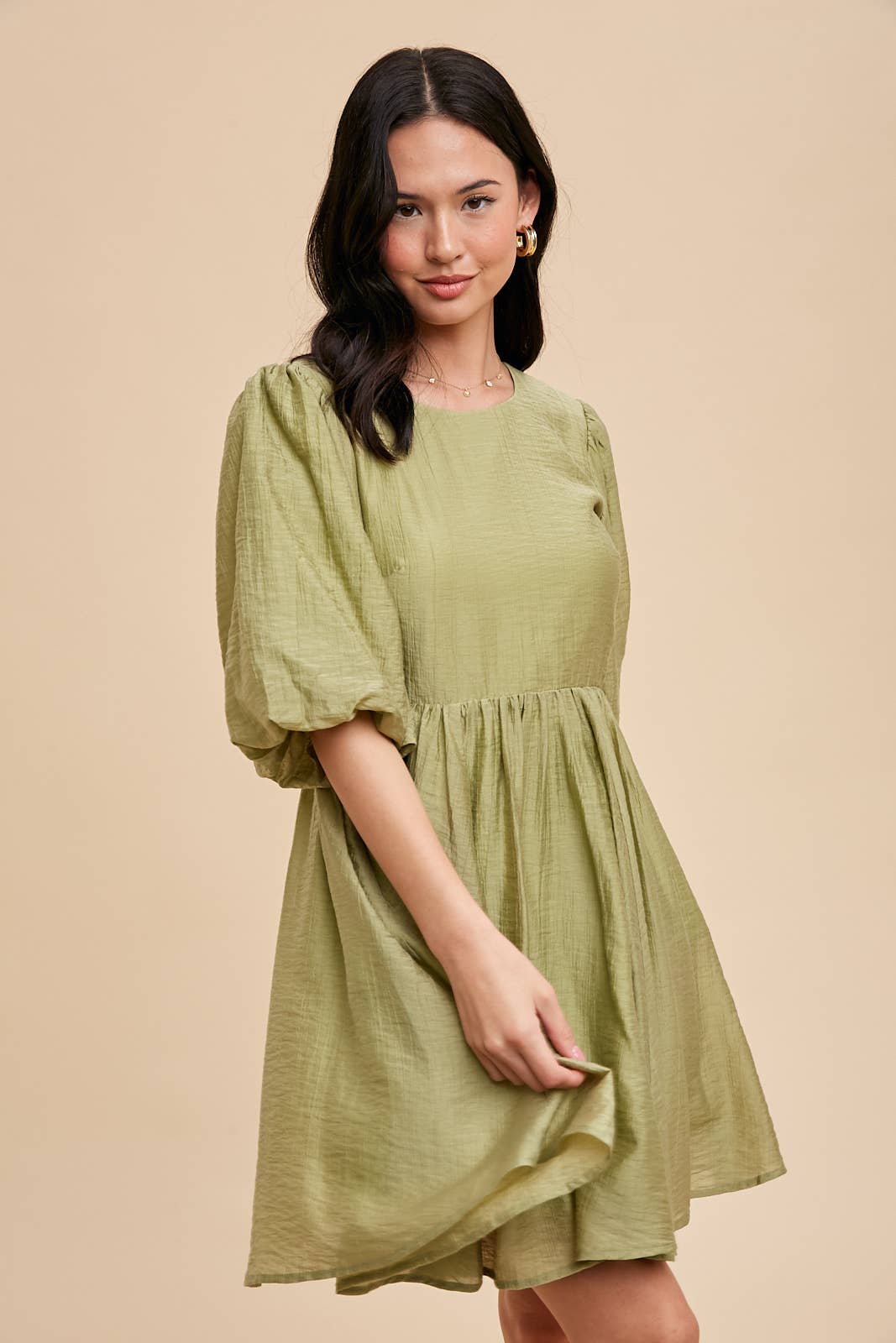 TENCEL BLEND PUFF SLEEVE MINI DRESS: ILD5681 / OFF WHITE