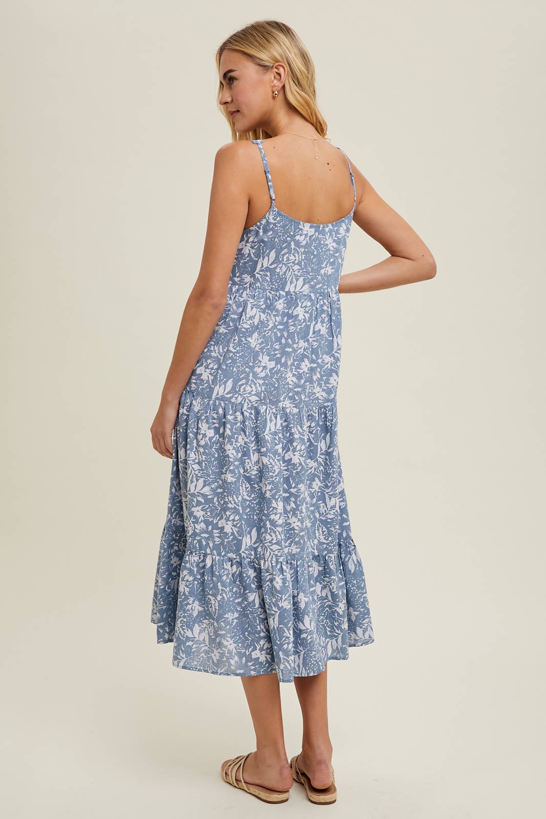 FLORAL TIERED MIDI DRESS WITH SELF FRONT TIE / WL24-9472: CAMEL
