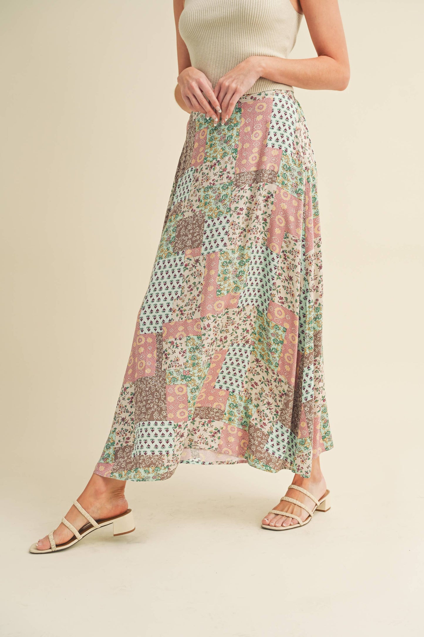 773DN-C6 Bradyn Patchwork Print Skirt / Mint/Pink