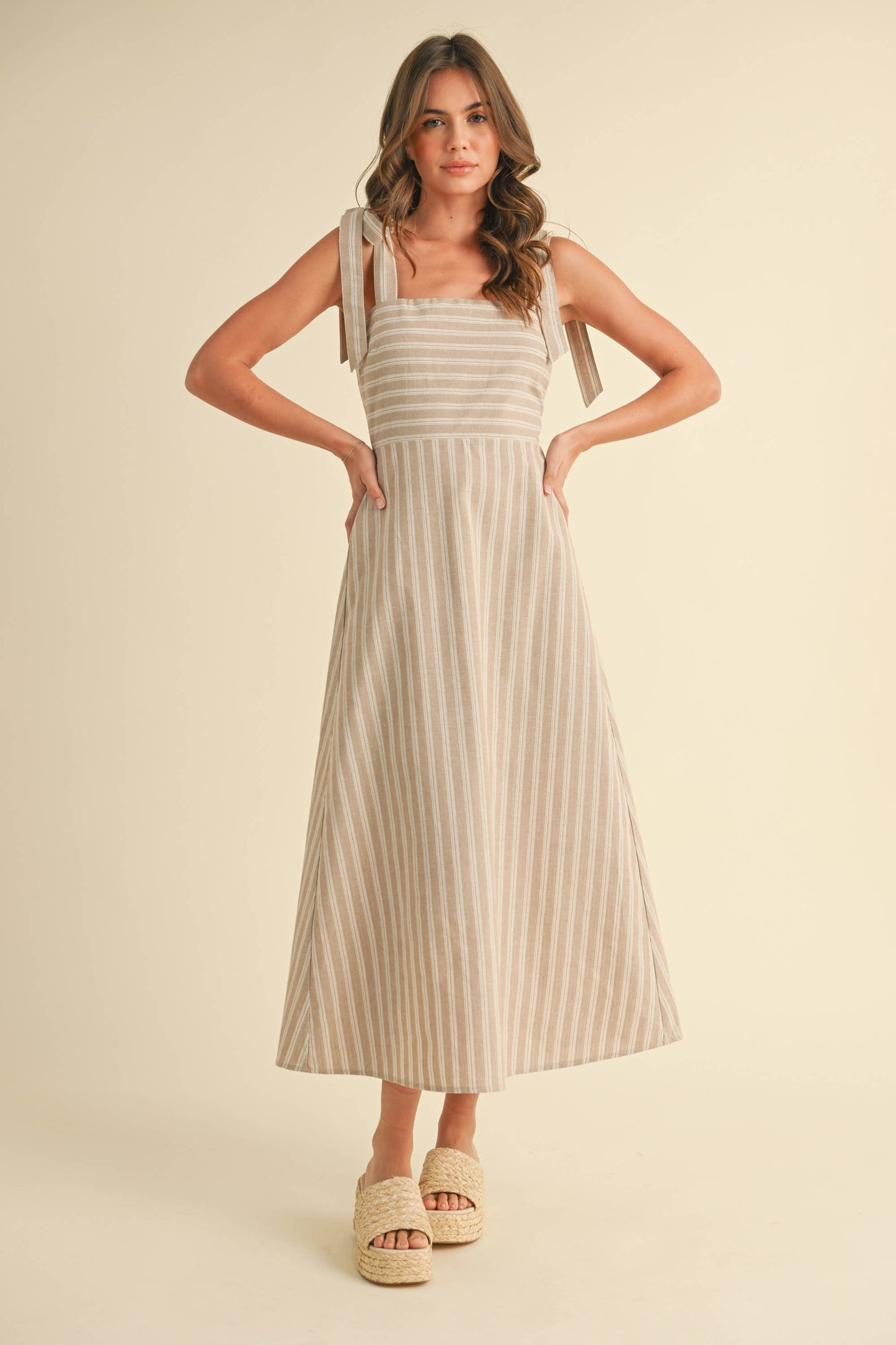 ID8900 : Beige / klesis