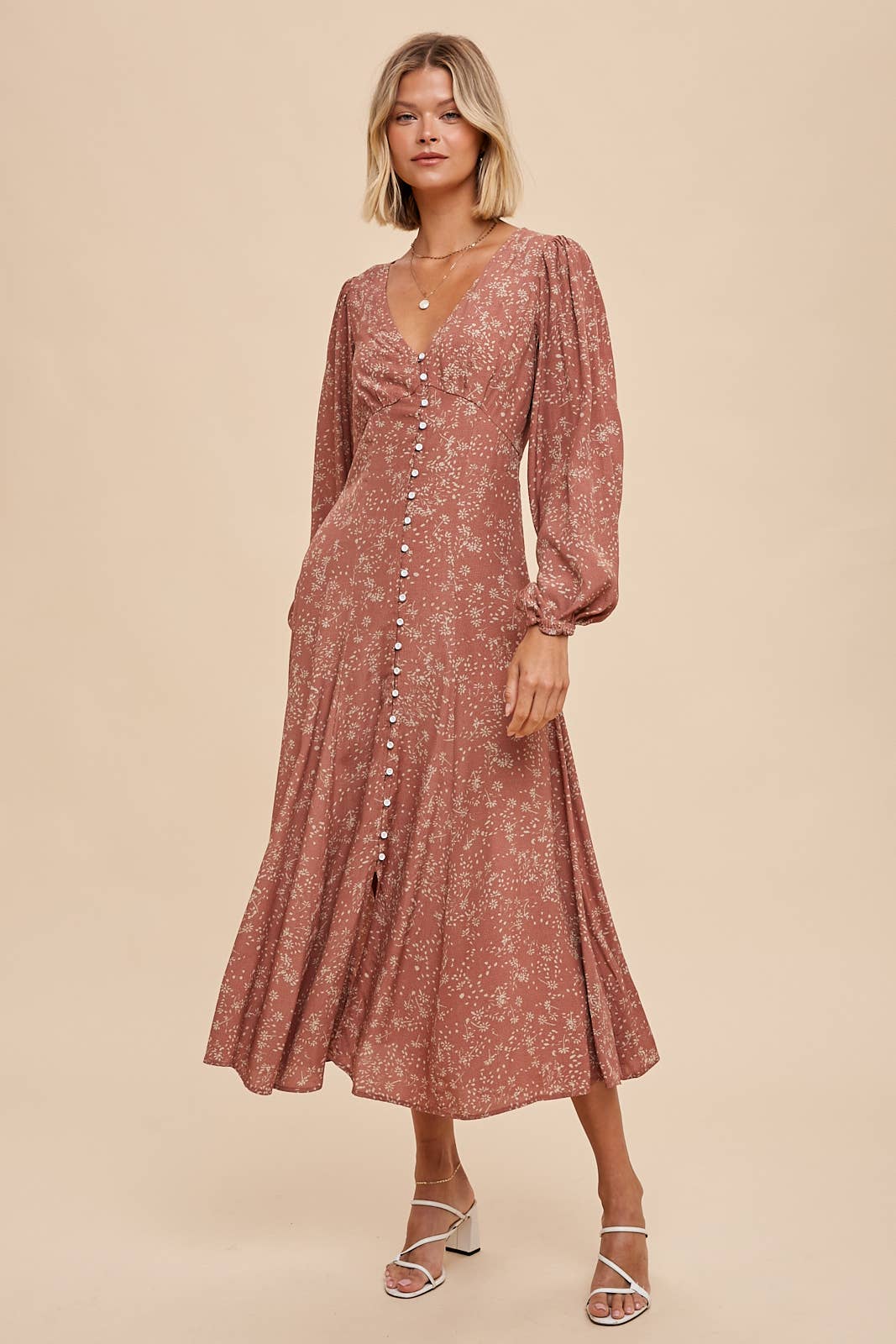 (Copy) VISCOSE FLORAL BUTTON DRESS: BLACK FLORAL / ILD5115-B