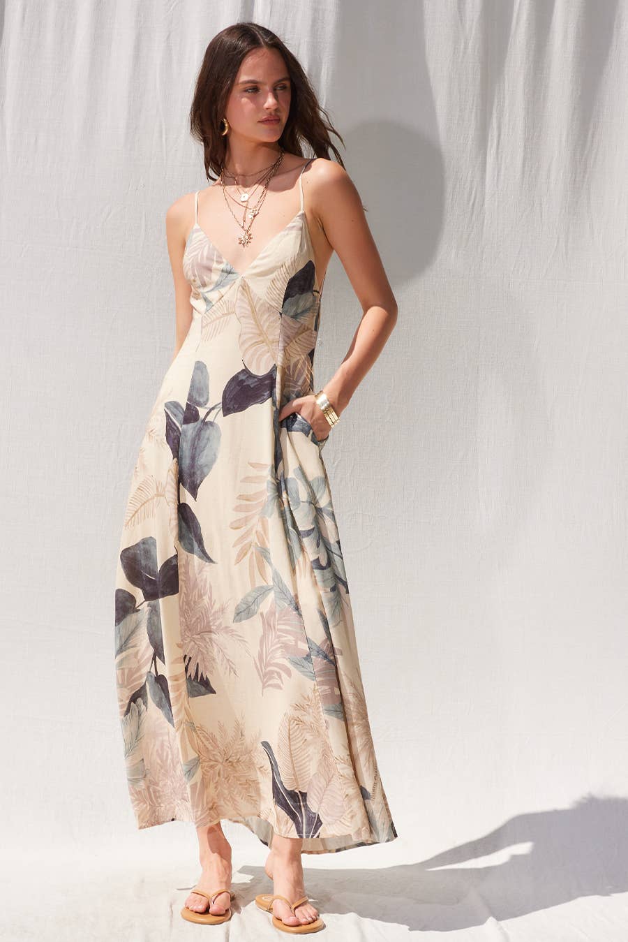 Printed Open Back Maxi Dress: D3154k