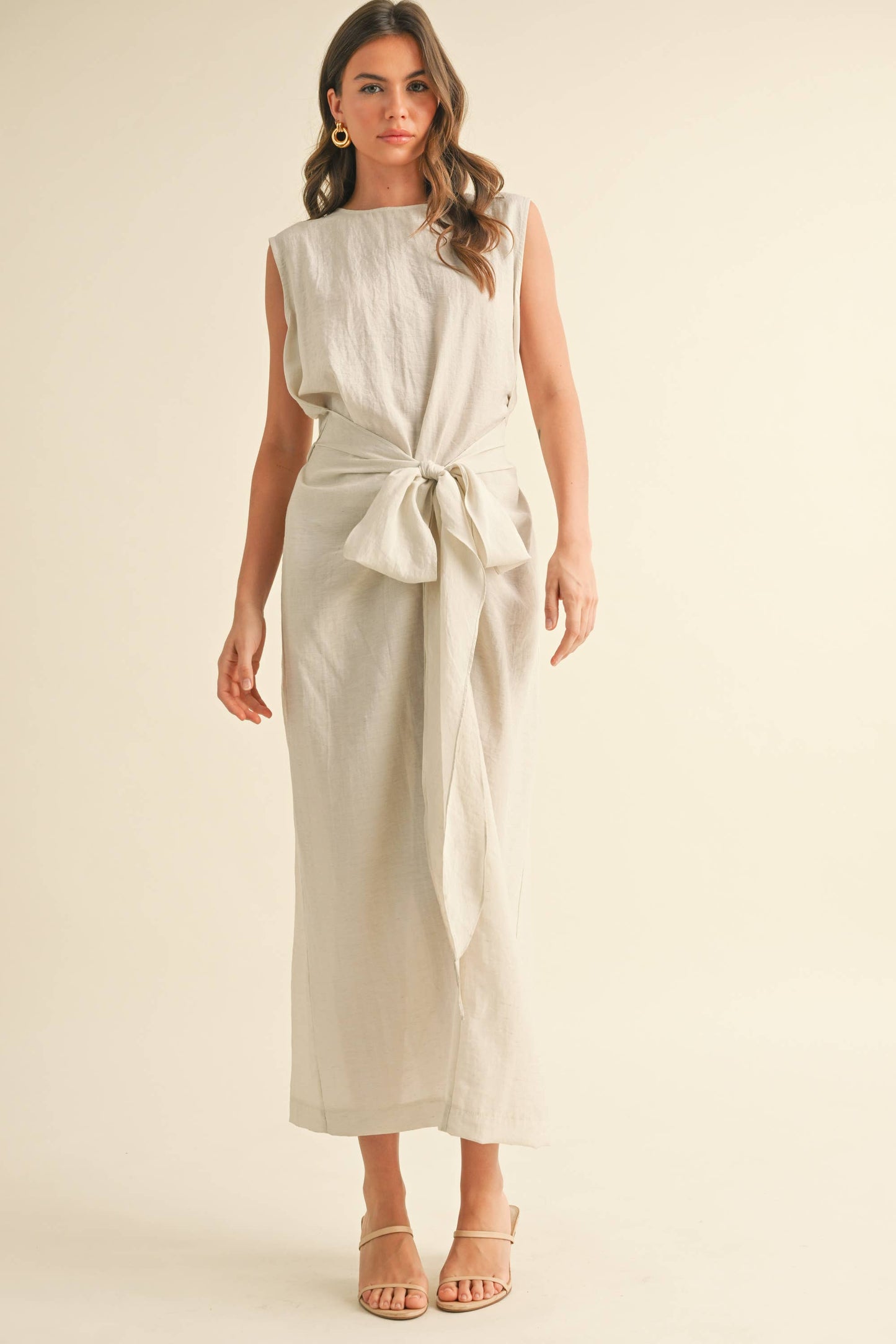 ID8855 MIDI DRESS WITH TIED FRONT DETAIL: NATURAL