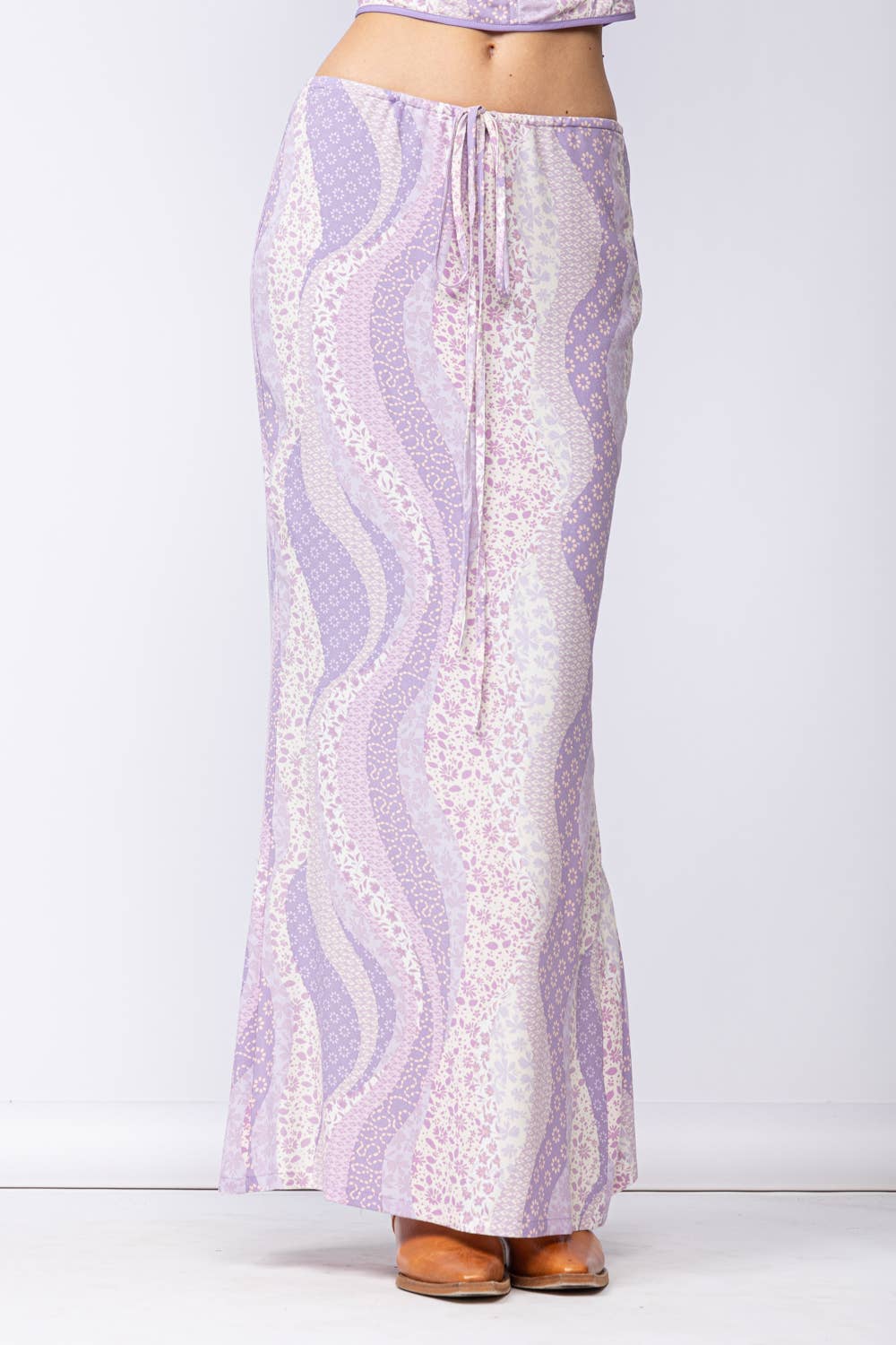 MULTI FLORAL PRINT SLIM FIT-IN SLIT LONG SKIRT: SM-SK40028B / My Darling Purple