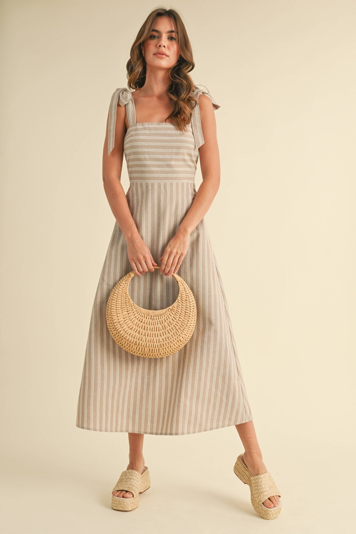 ID8900 : Beige / klesis