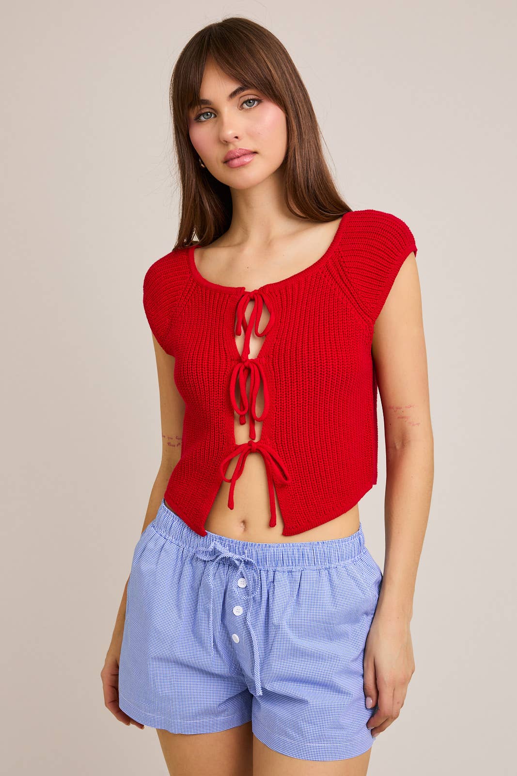 FRONT TIE SLEEVELESS SWEATER CARDIGAN: DK BROWN / BWJ1212