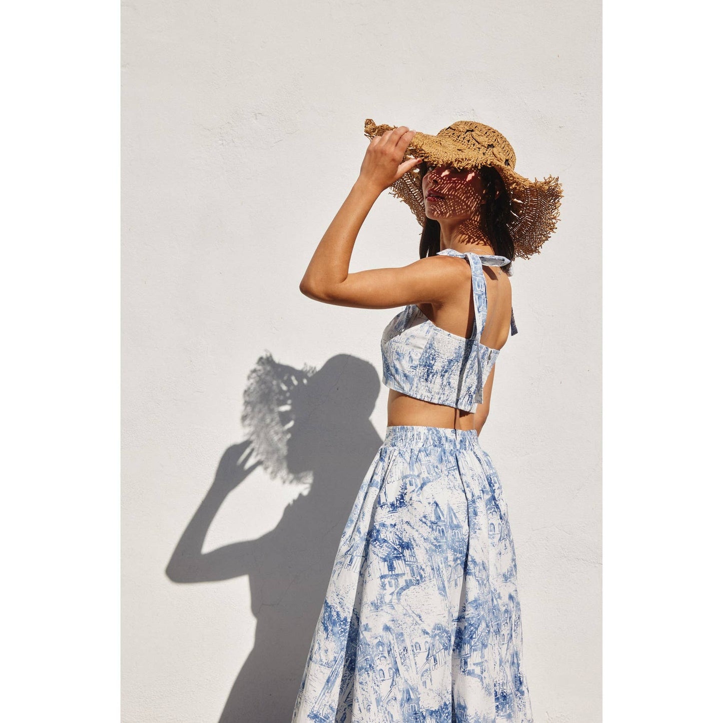 Coastline Tie shoulder Crop Top: PORCELAIN / FT12652-P1897