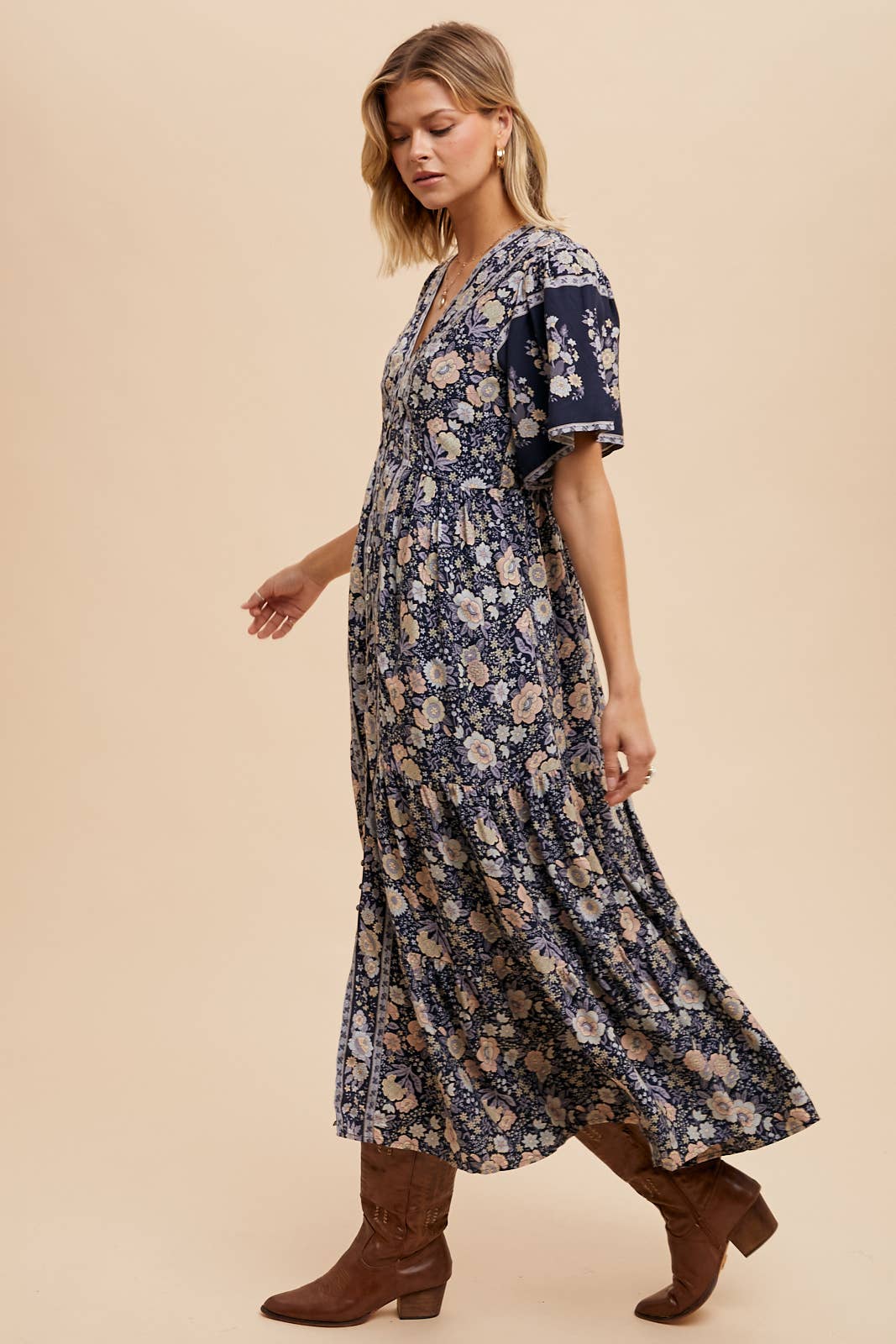 BORDER PRINT BUTTON FRONT MIDI DRESS: DUSTY BLUE / ILD4971-A
