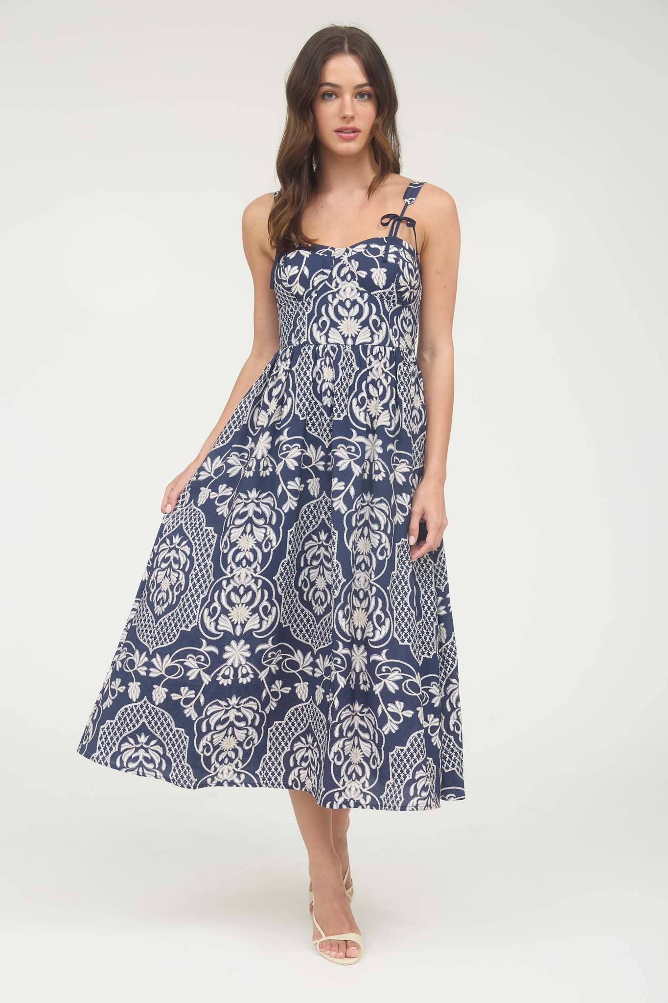 FLORAL DAMASK BOW DETAIL SLEEVELESS MIDI DRESS: DARK MAUVE CR2647