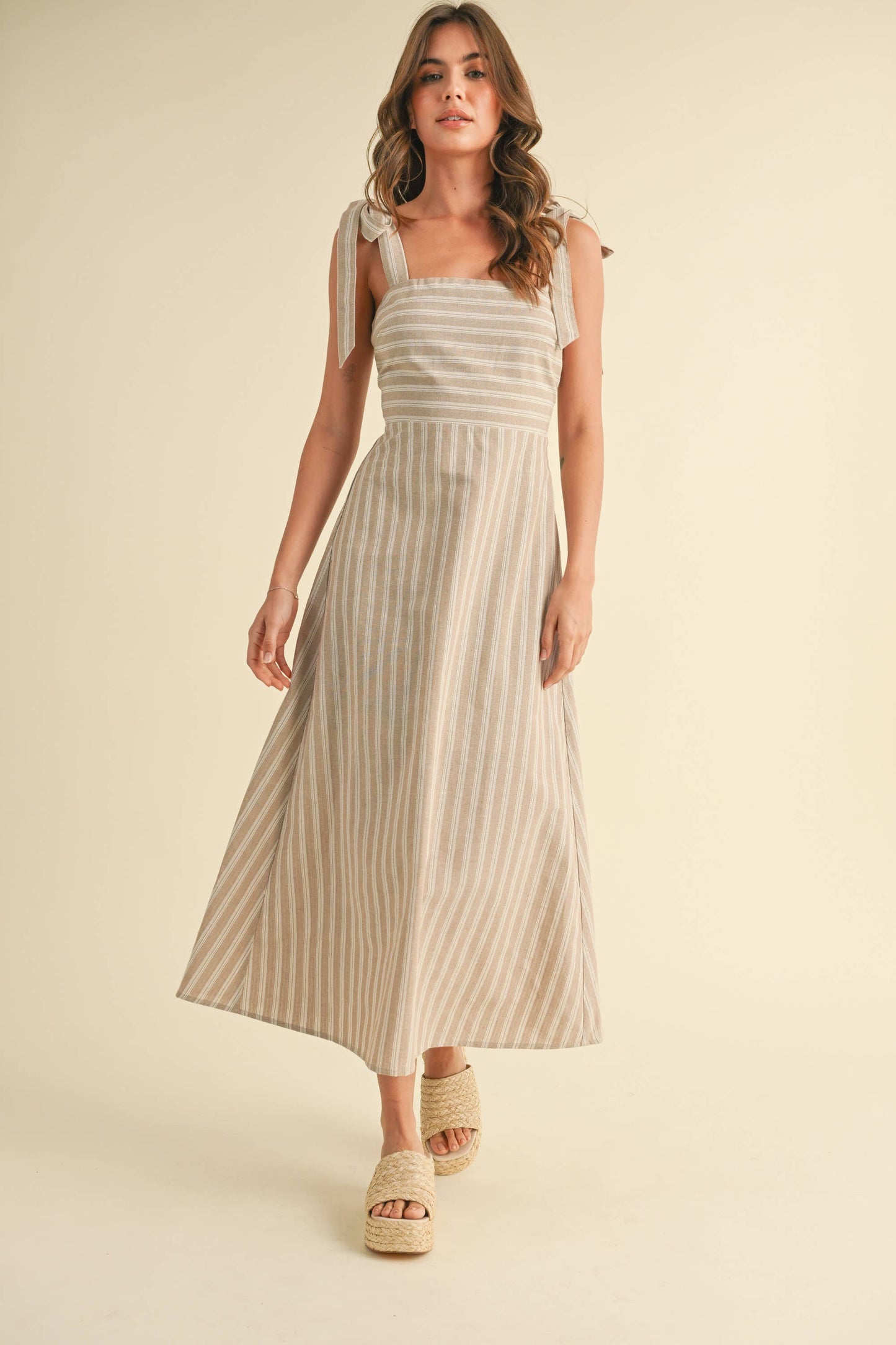 ID8900 : Beige / klesis