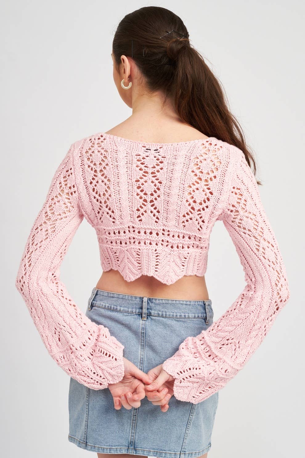 CROCHET CROPPED TOP WITH FRONT TIE: TAUPE