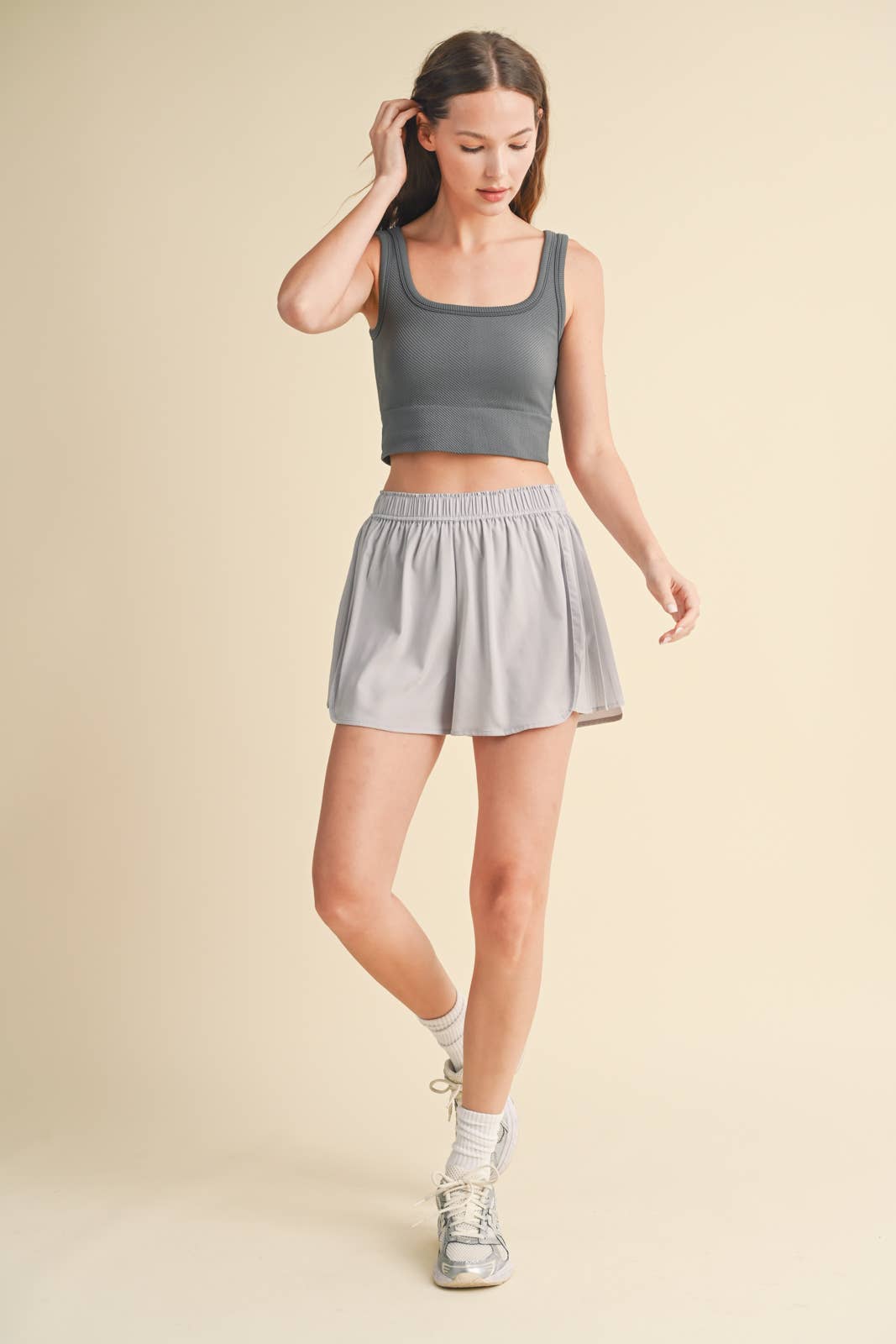 CHEVRON RIBBED SEAMLESS PADDED BRALETTE / WL23-8162: CHARCOAL