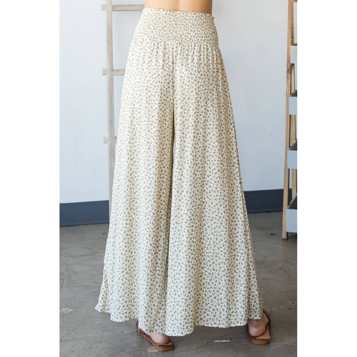 P53089E - Rayon Ditsy Floral Smocked Waist Pants: Natural