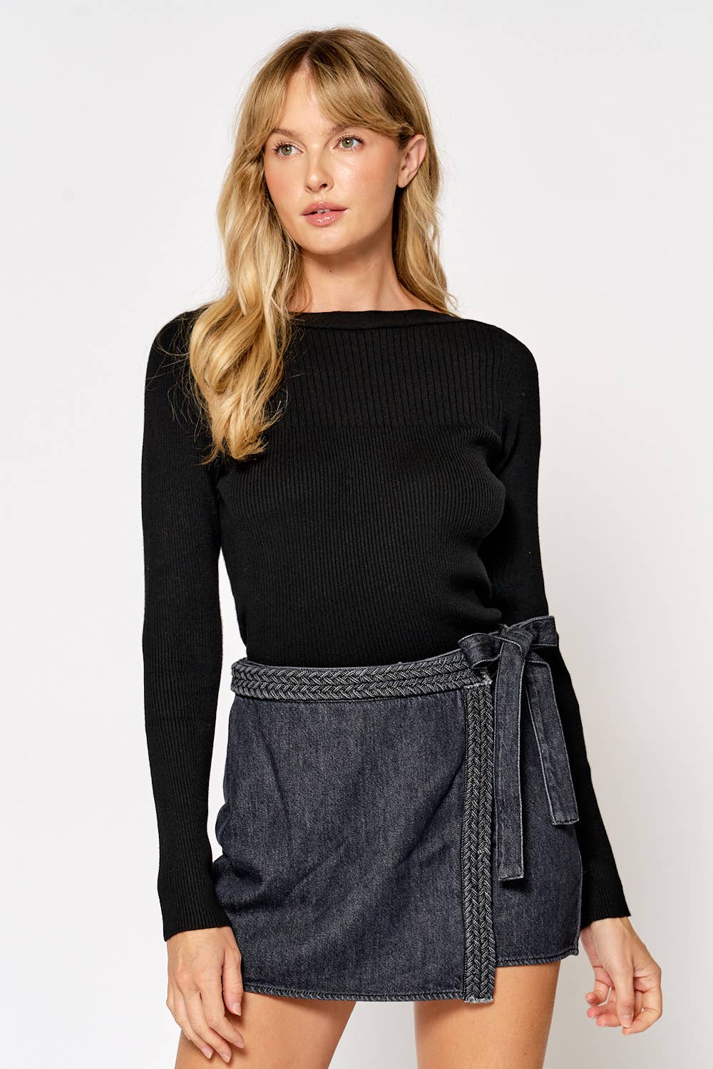 ILP4006-1 BRAIDED DENIM WAIST TIE WRAPPED SKORT: CHARCOAL