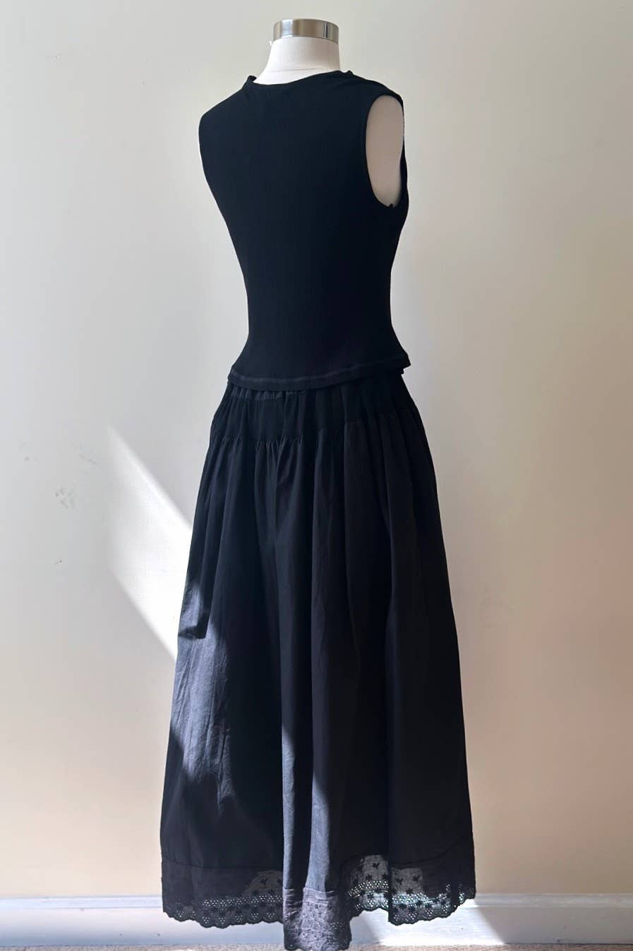 Skirt onlyyy : BLACK / MTS2523