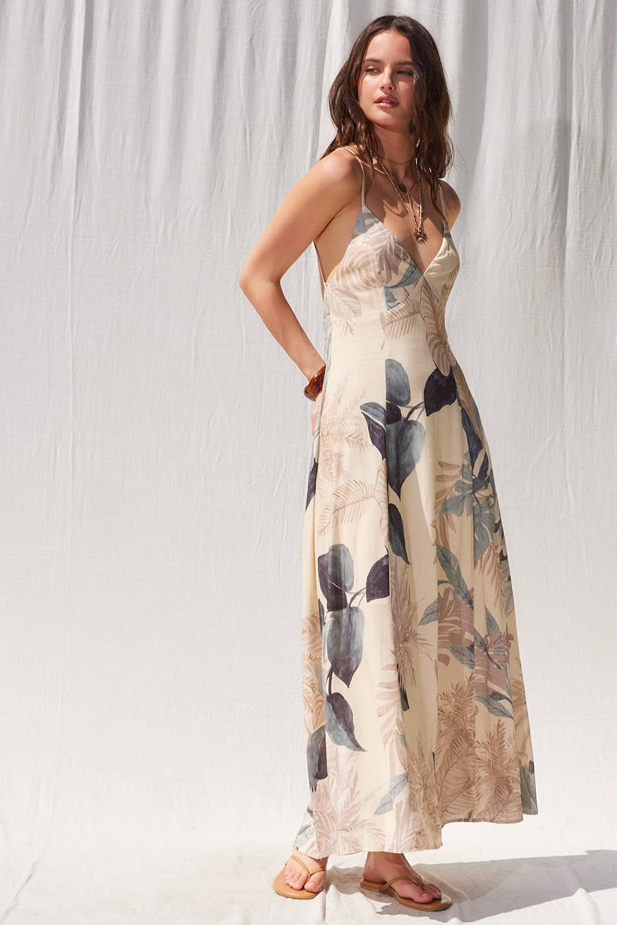 Printed Open Back Maxi Dress: D3154k