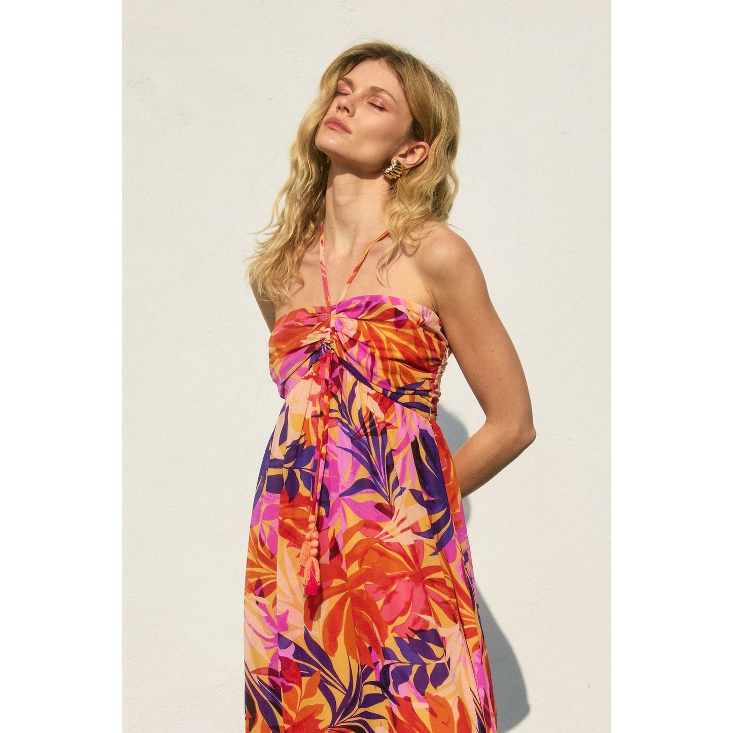 Coastal Cruising Ruched Babydoll Maxi Dress: SUNSET FRONDS / FD11400-P1998