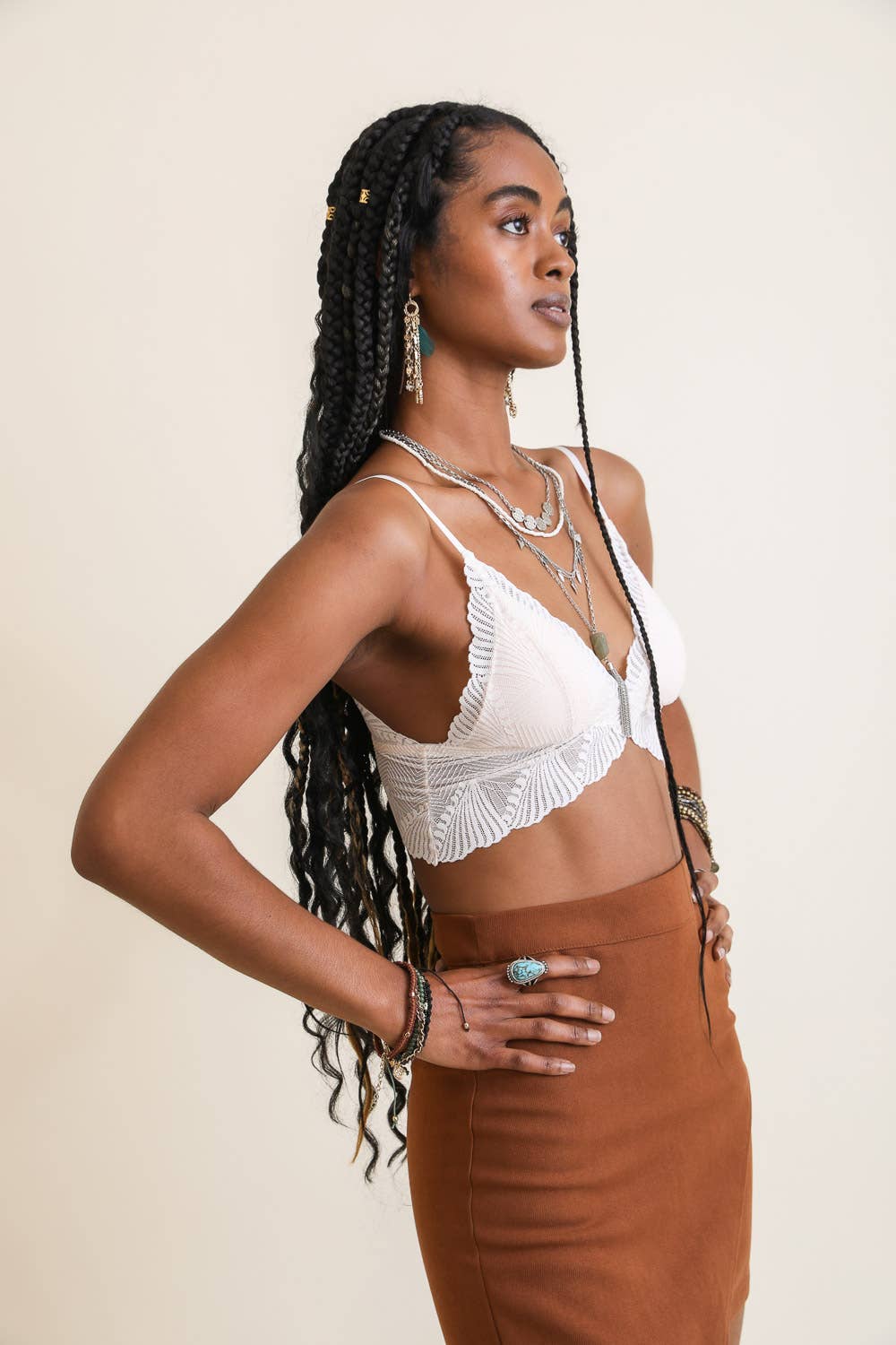 Butterfly Scallop Lace Bralette: Black