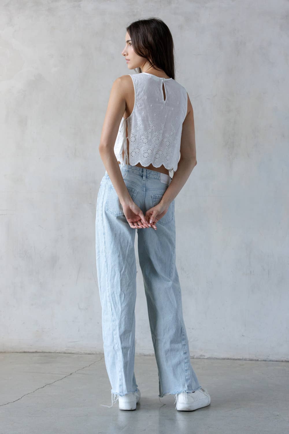 JT7661-WHITE FLORAL: WHITE FLORAL