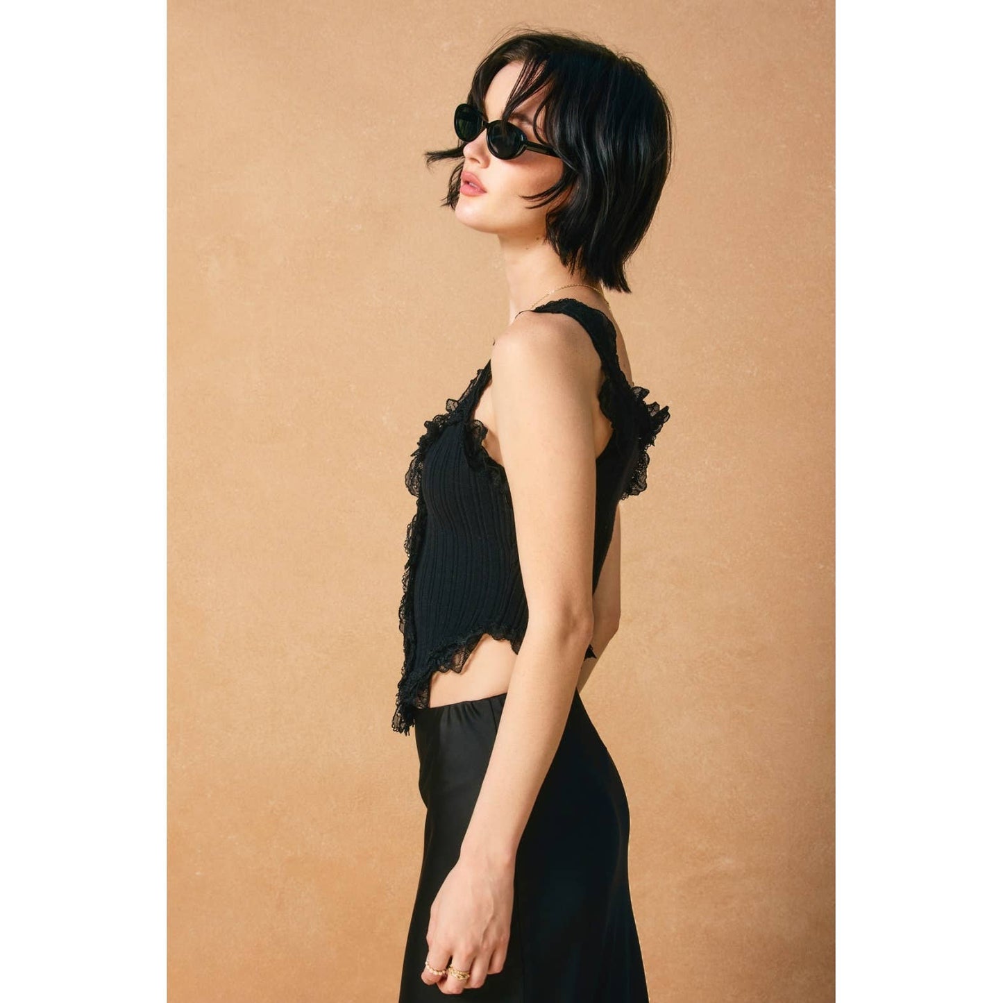 Snowwhite Lace Sleeveless Sweater: BLACK / FWT13013_1