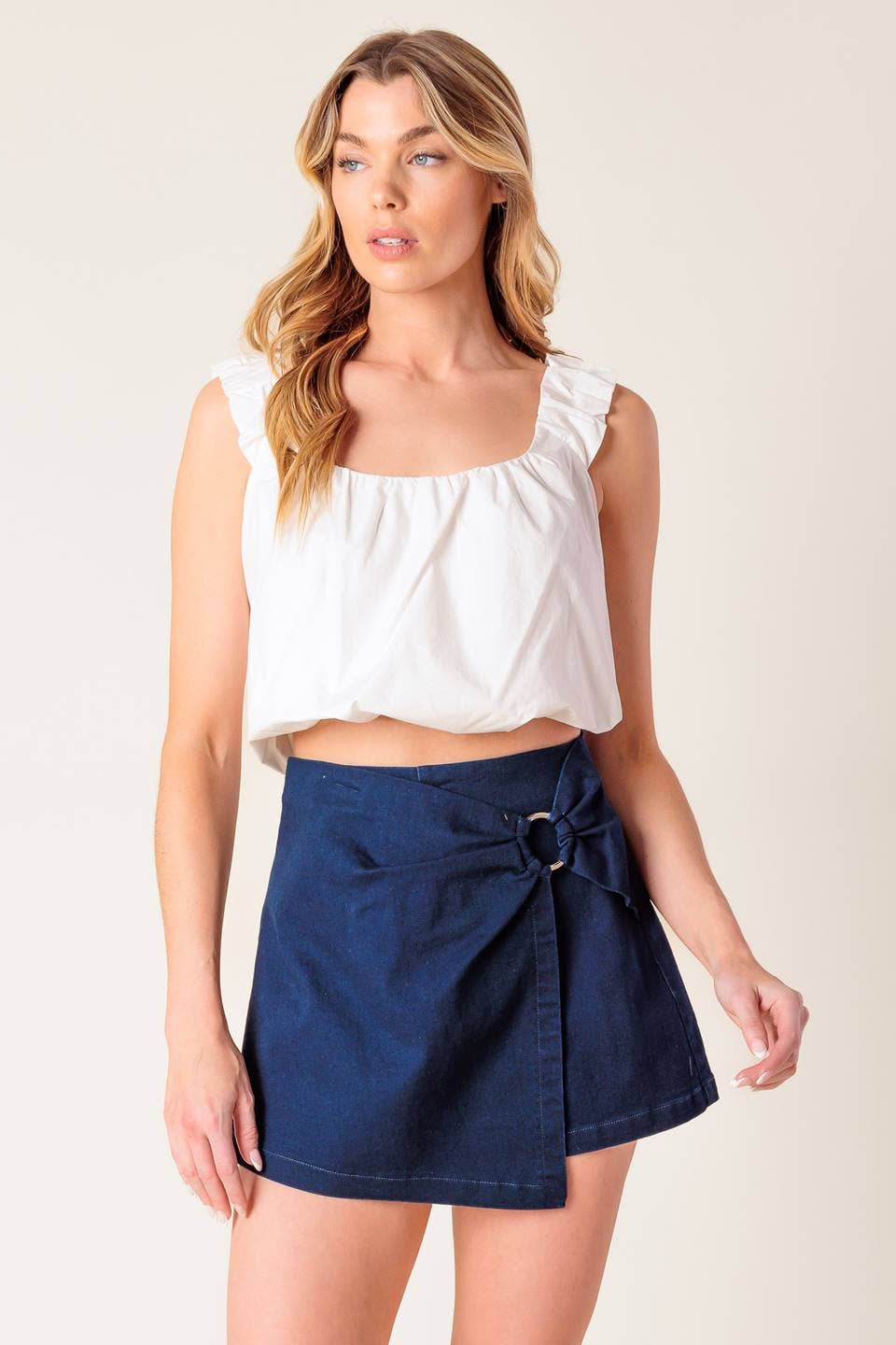A solid woven skort - IP8535-A: MEDIUM INDIGO