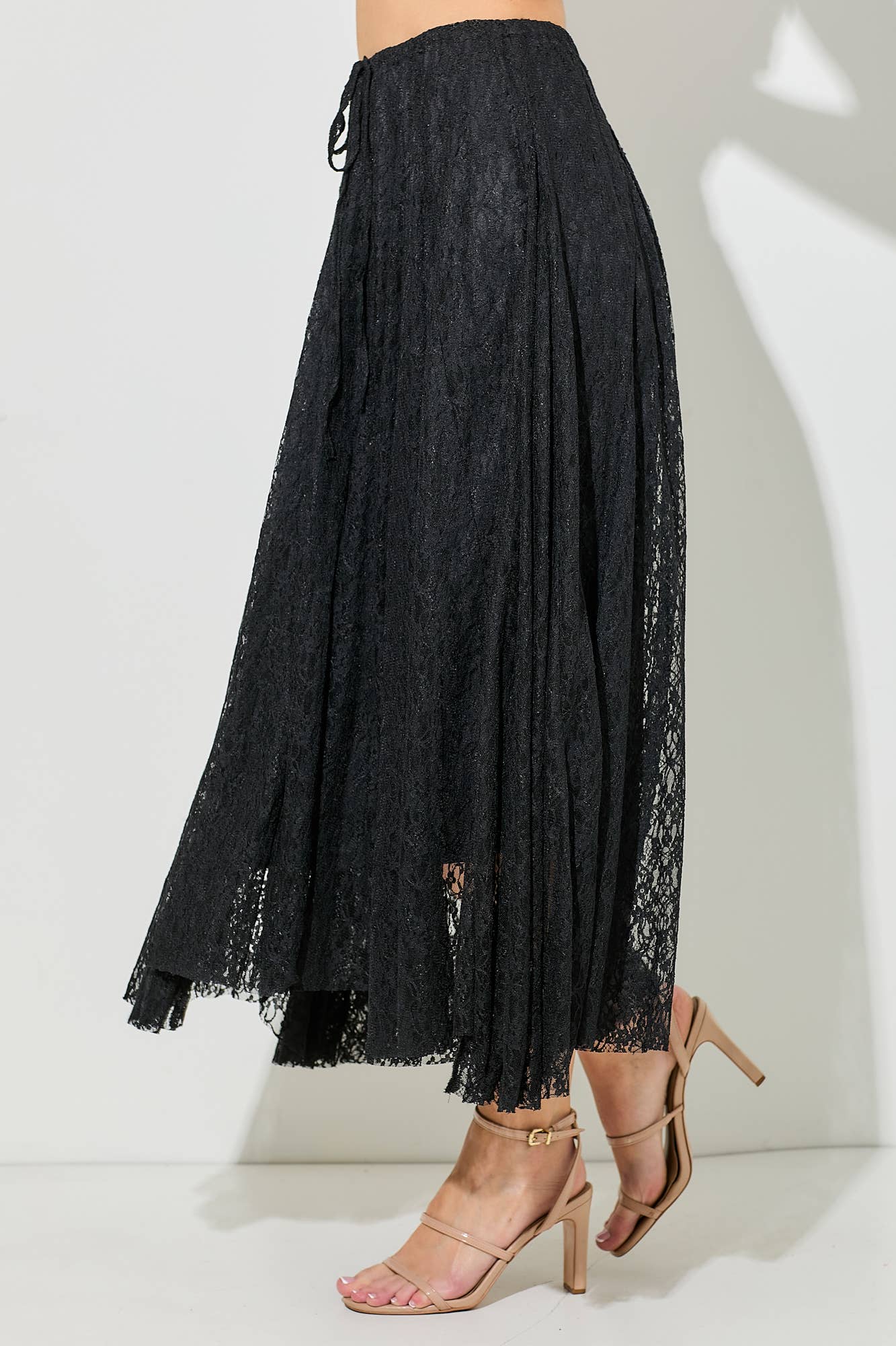 LACE MAXI SKIRT : OFF WHITE / BK1330