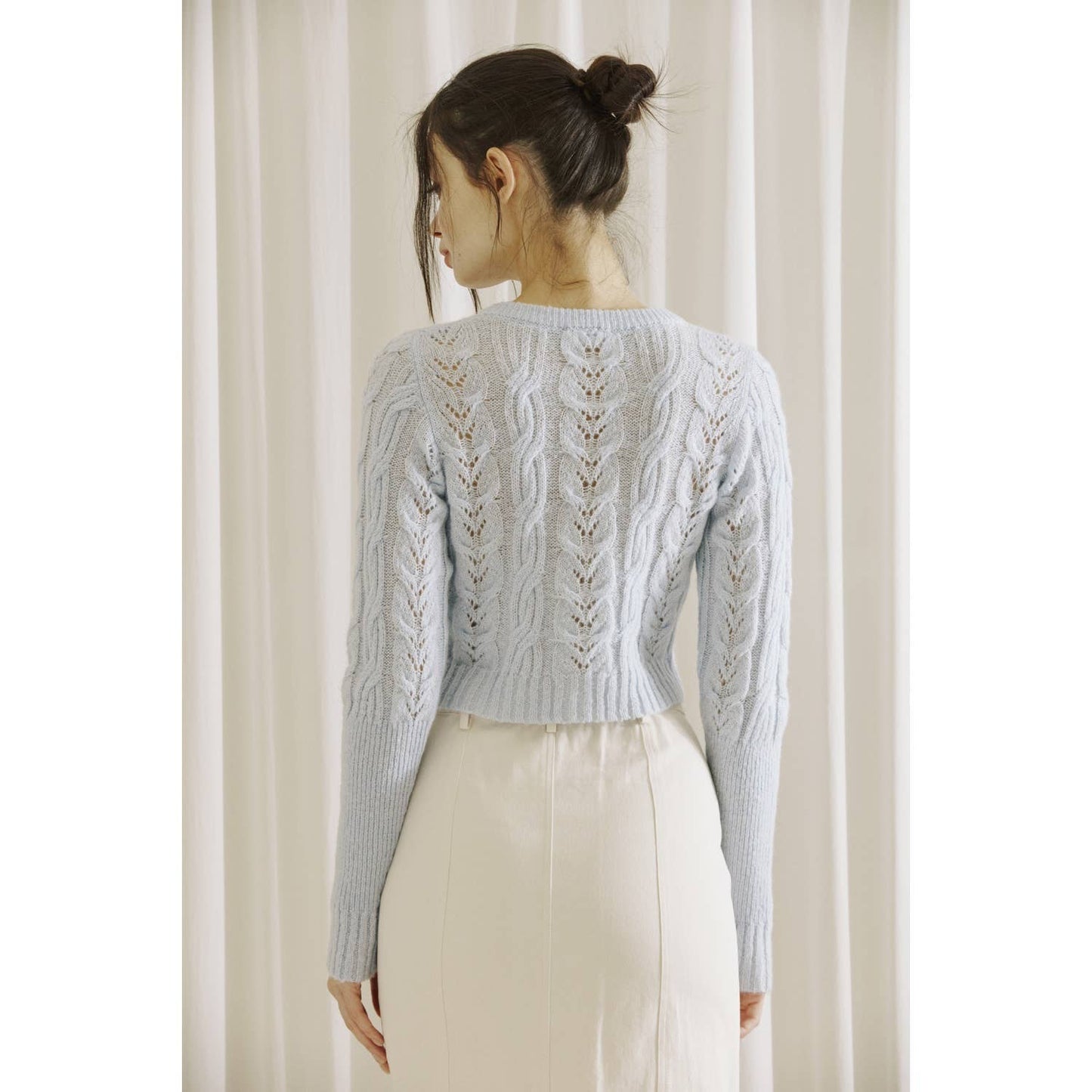 JT5530- MONOCHROMATIC LIGHT CABLE KNIT CARDIGAN: BABY BLUE