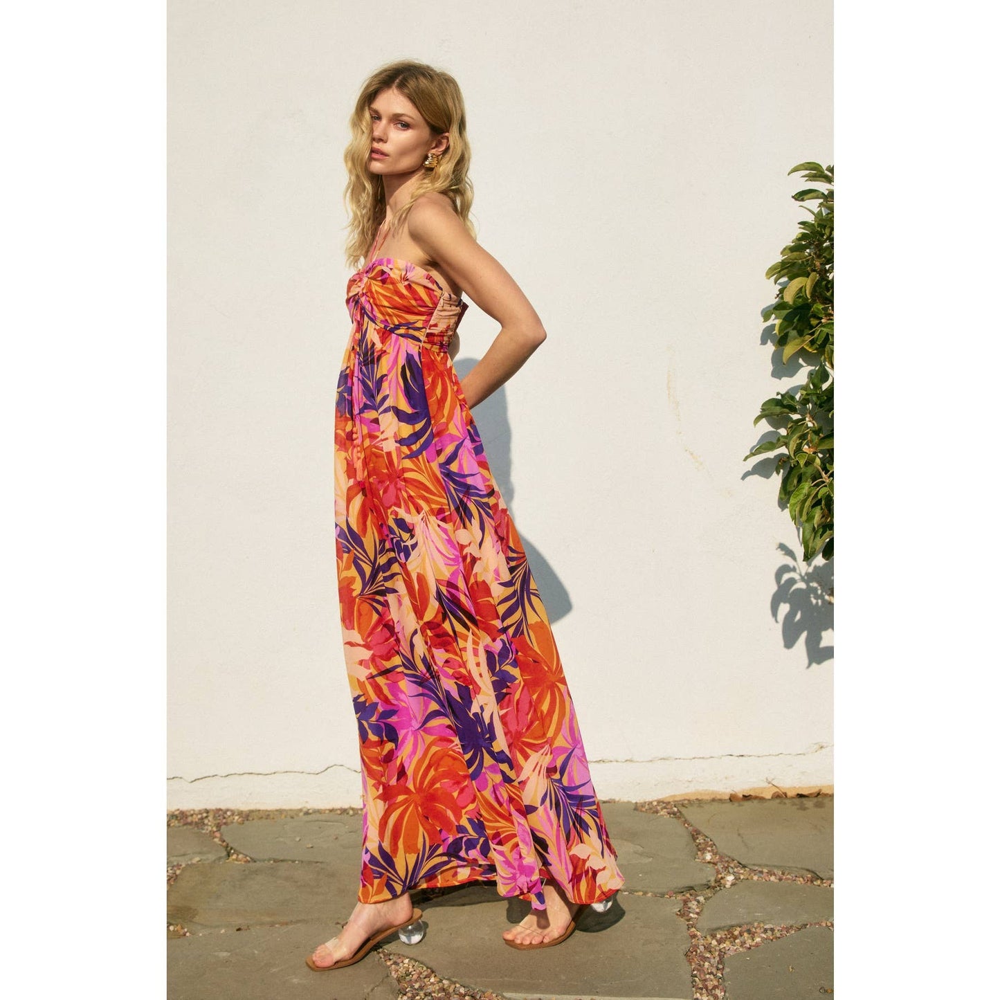 Coastal Cruising Ruched Babydoll Maxi Dress: SUNSET FRONDS / FD11400-P1998