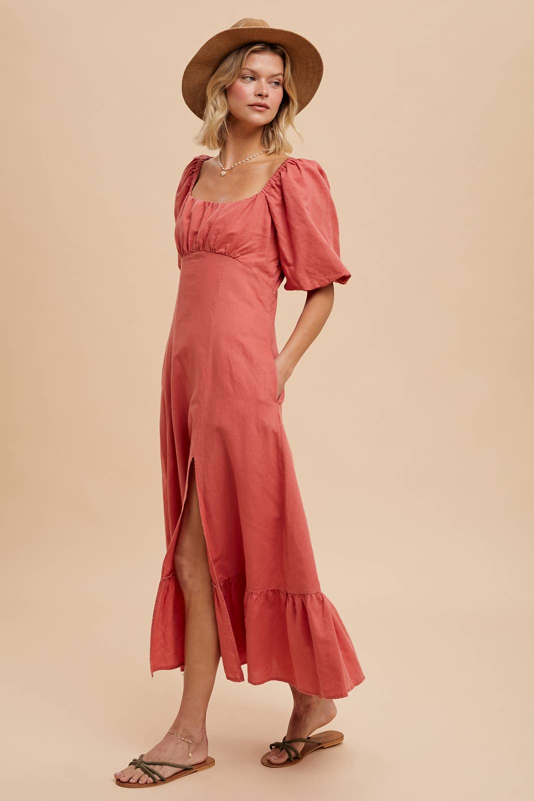 LINEN FIT AND FLARE EMPIRE DRESS: OFF-WHITE / ILD5689